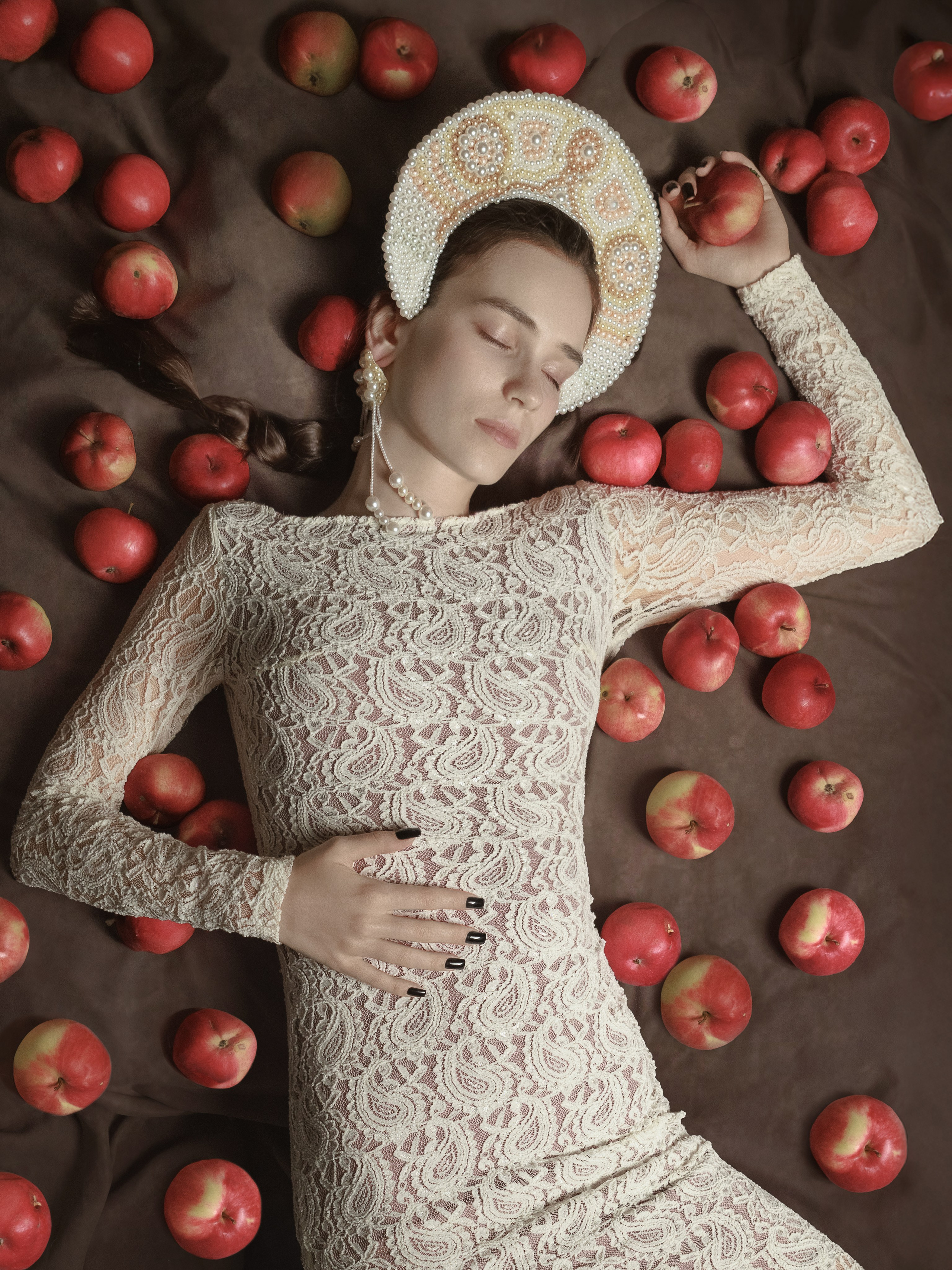 Fashion. MARINA MANUCHARIAN