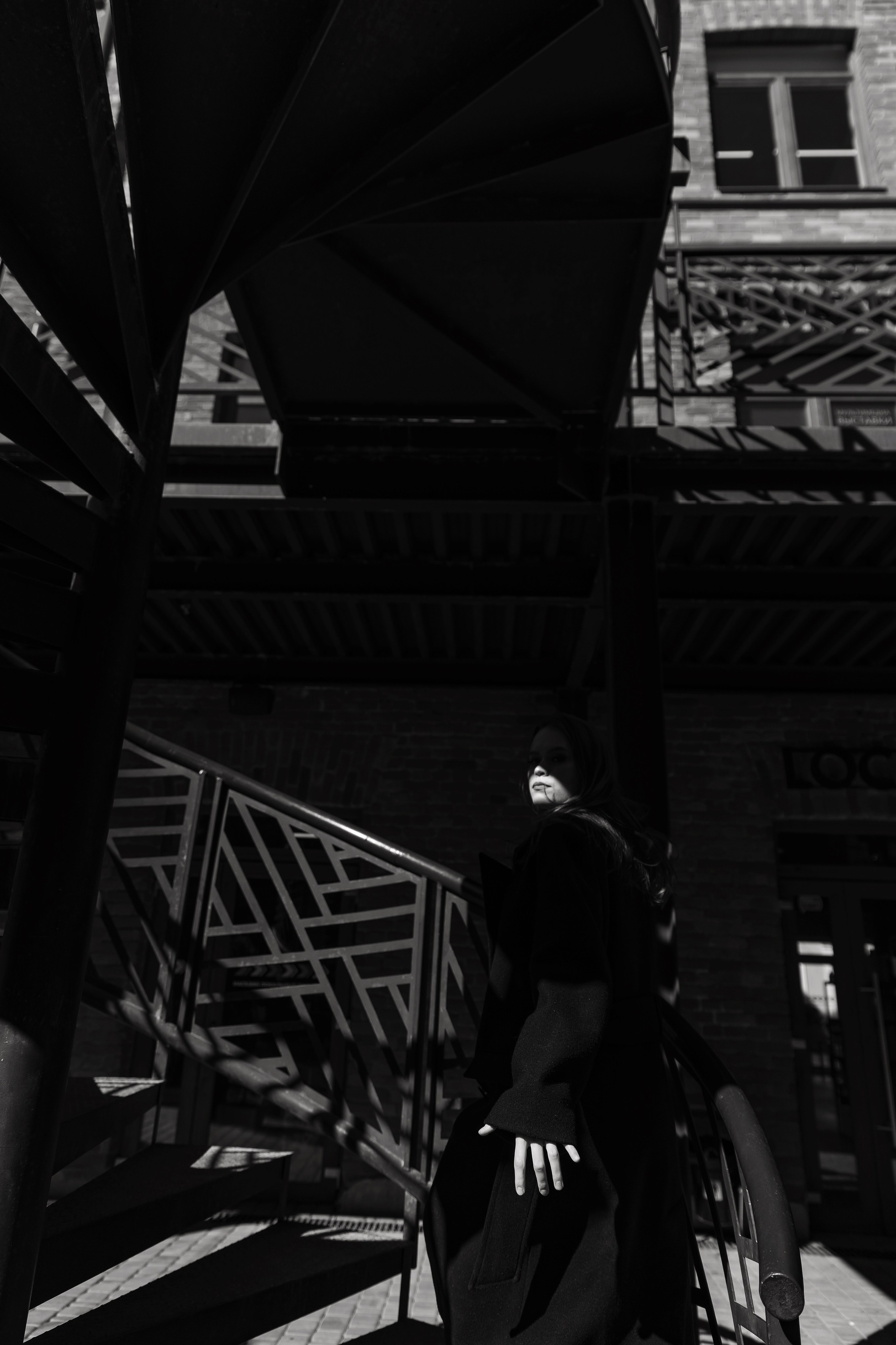 Фотосъемка девушки в пространстве Seno. Свадебный и портретный фотограф в Санкт-Петербурге Надежда Чечулина