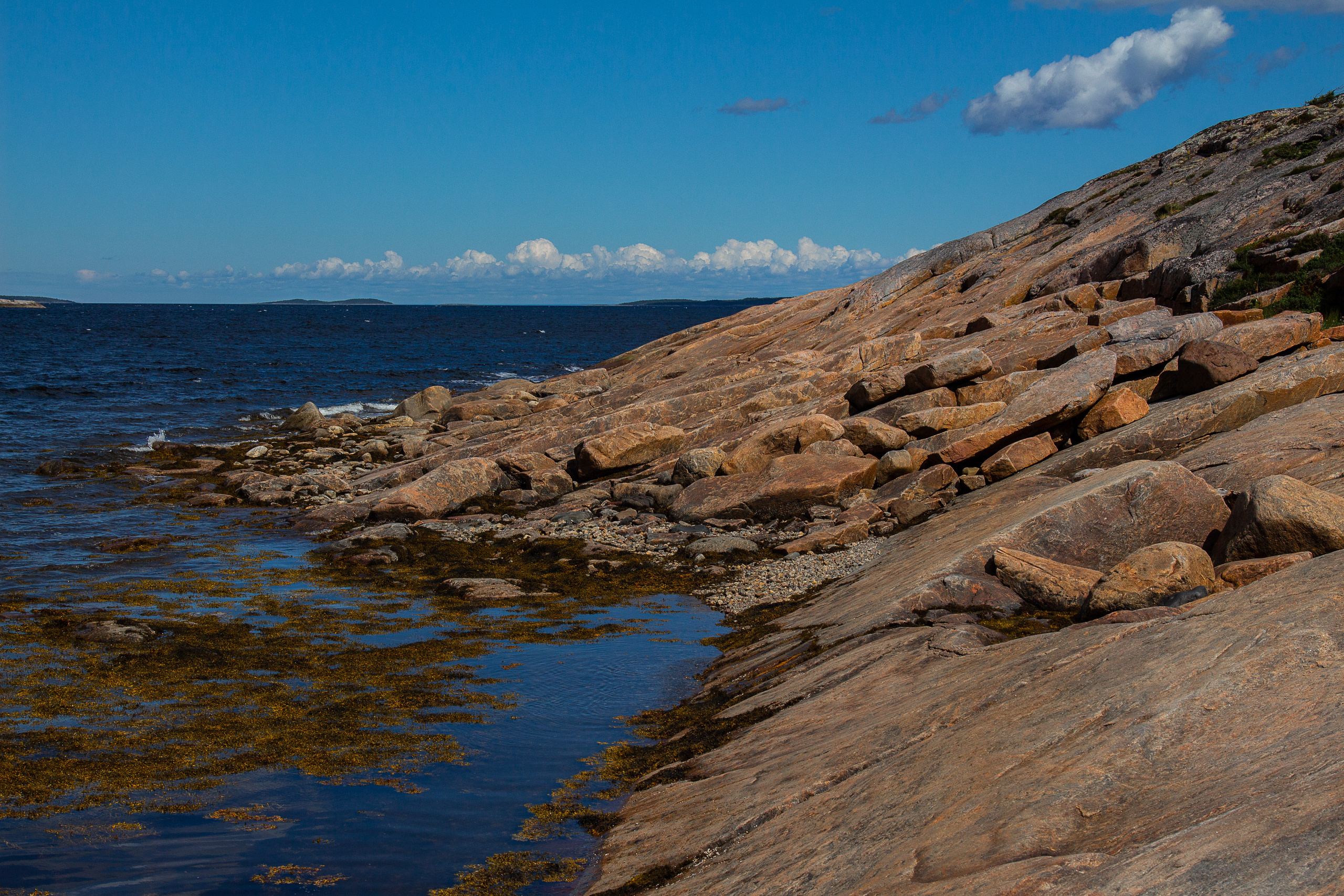 Остров Коткано́. Фотограф — путешественник Светлана Романовская