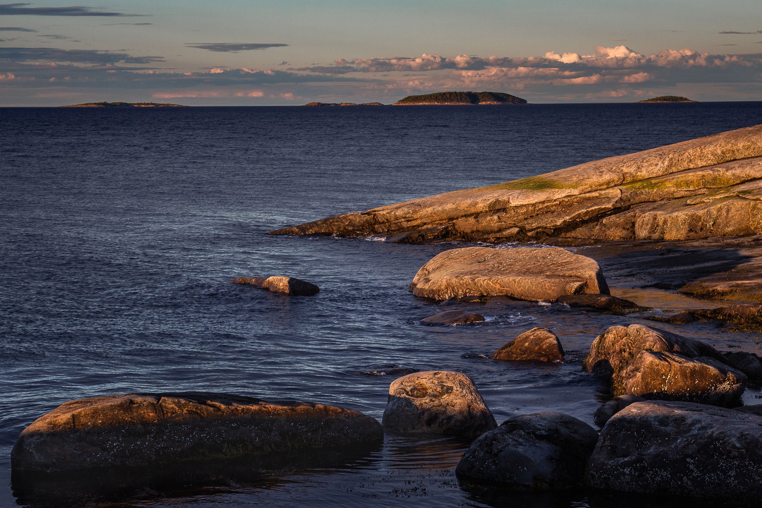 Остров Коткано́. Фотограф — путешественник Светлана Романовская