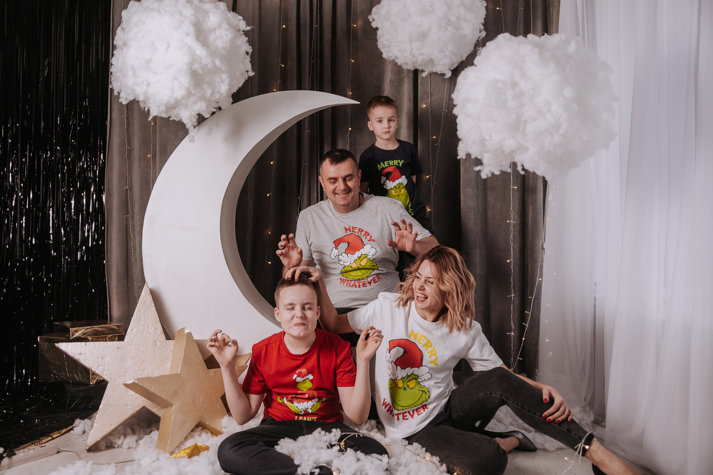 Олег и Ксения с детьми. Семейный и персональный фотограф в Ростове-на-Дону