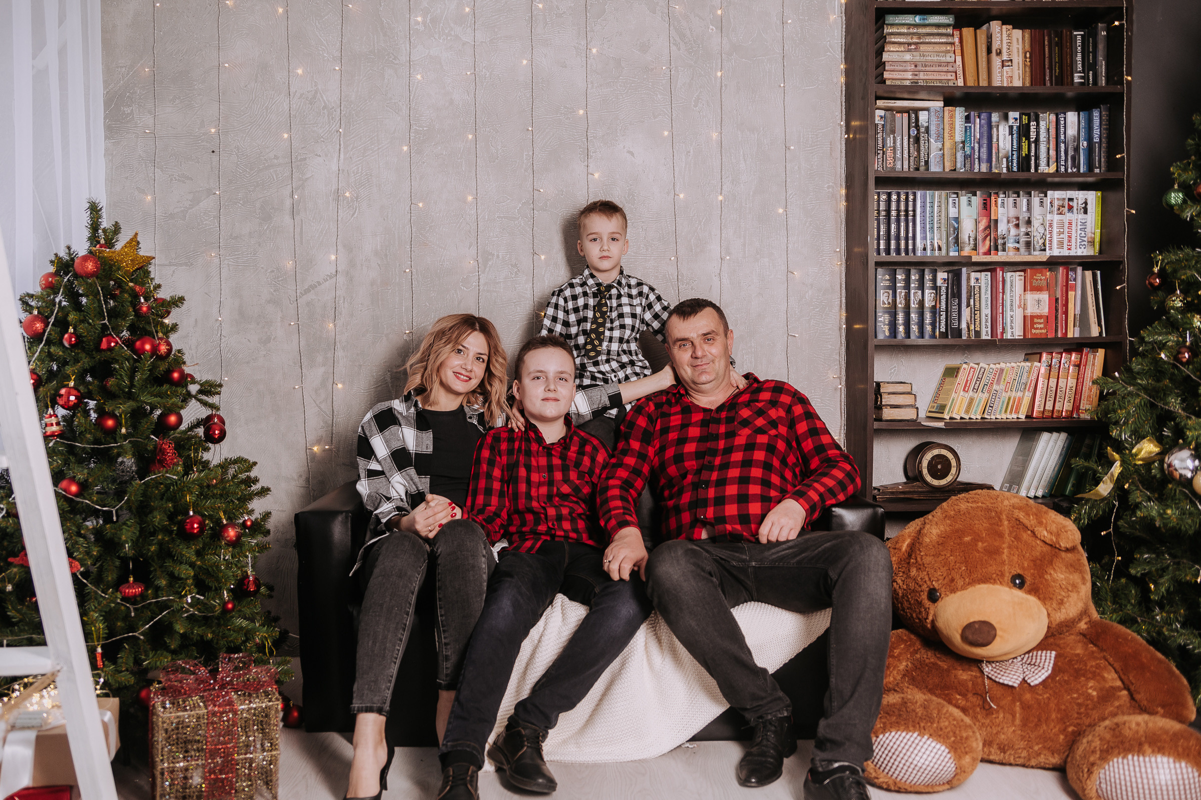 Олег и Ксения с детьми. Семейный и персональный фотограф в Ростове-на-Дону