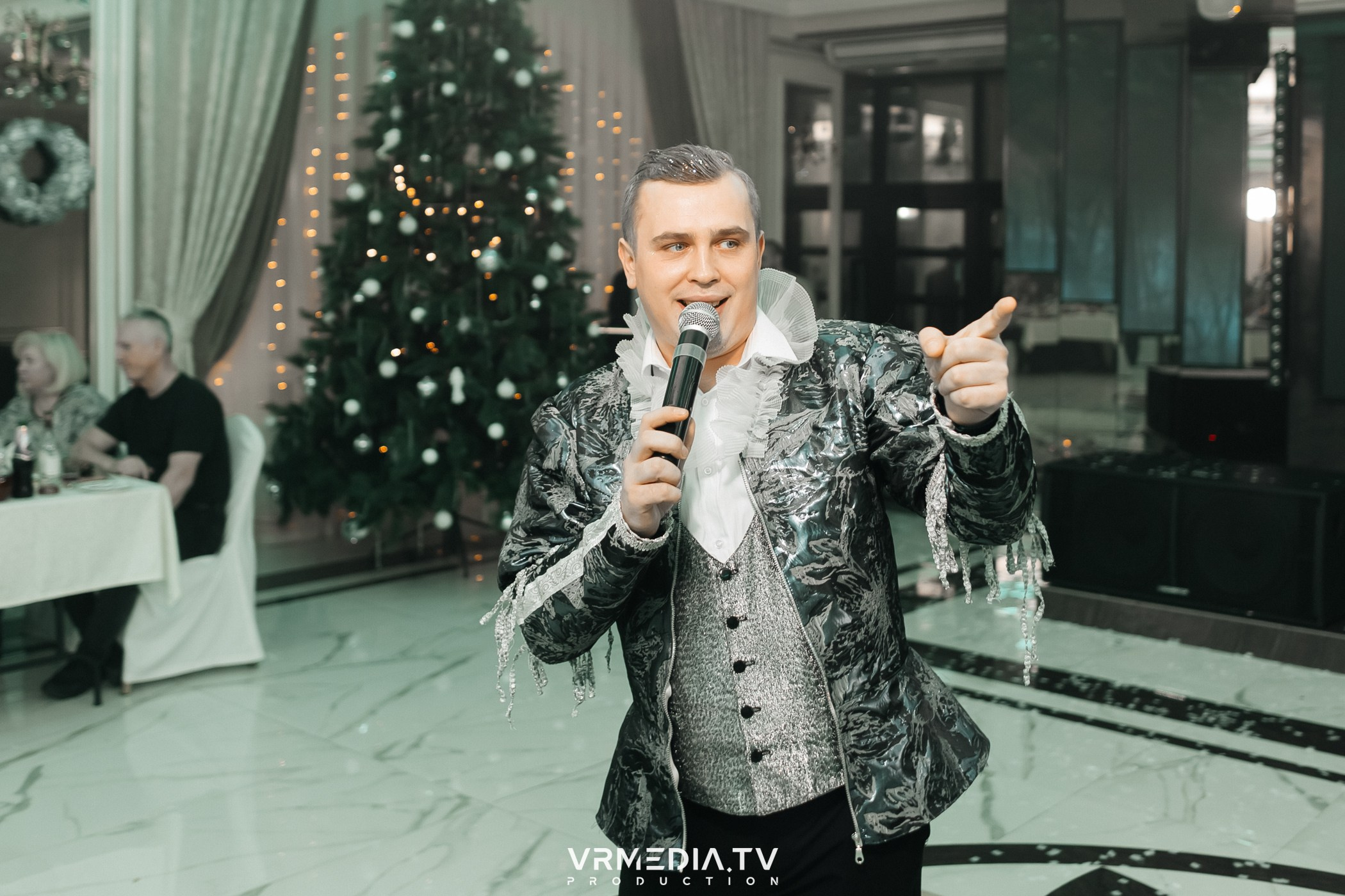 Новогодний вечер в ресторане «Лазурный Берег»