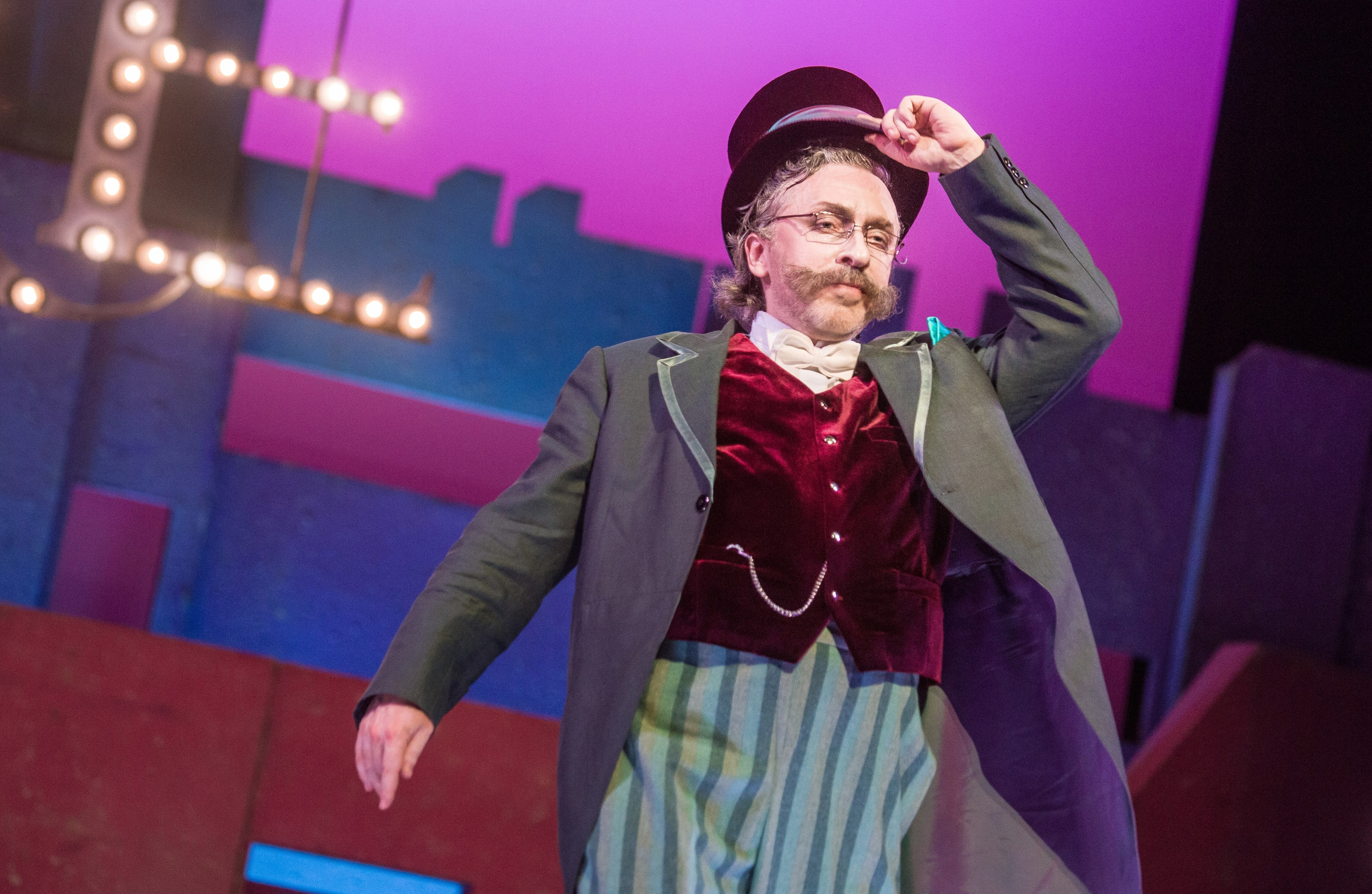 «Севильский цирюльник» (2016 год). Дарья Письменюк / Darya Leitstern — фотограф, музыкант, журналист, путешественник