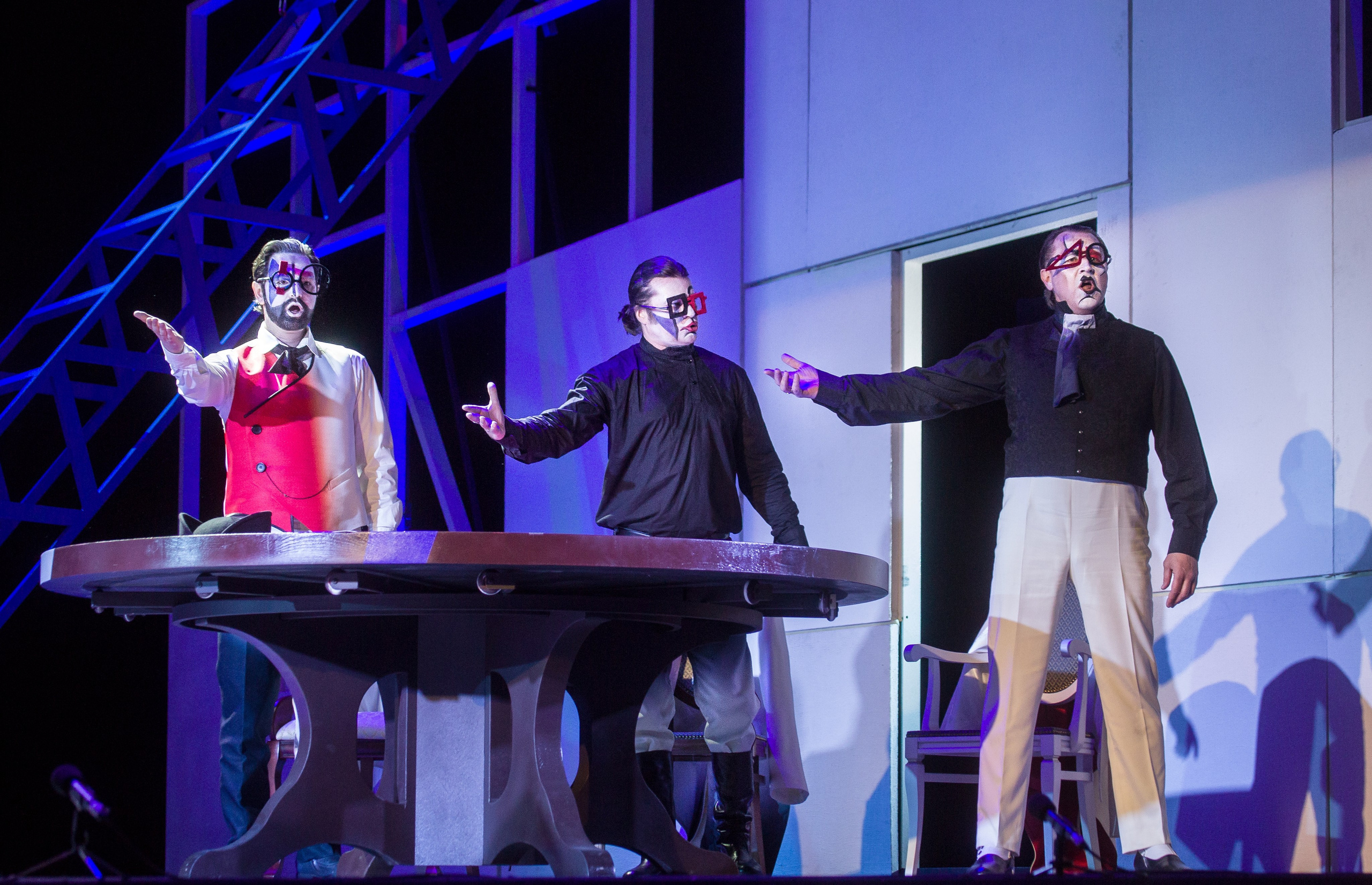 Премьера «Игроков» Шостаковича в Новой опере. Дарья Письменюк / Darya Leitstern — фотограф, музыкант, журналист, путешественник