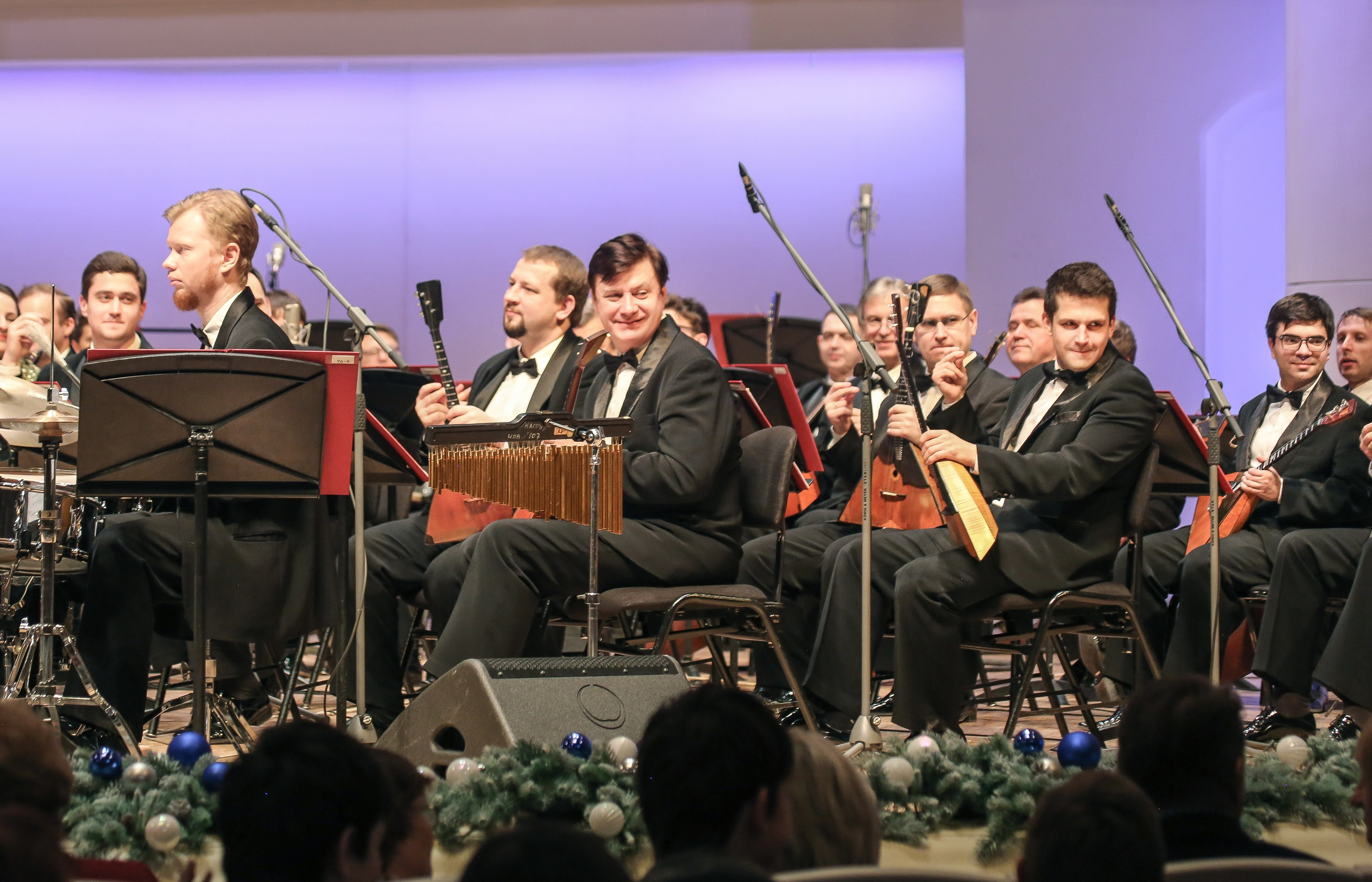 Christmas in Blue. Дарья Письменюк / Darya Leitstern — фотограф, музыкант, журналист, путешественник