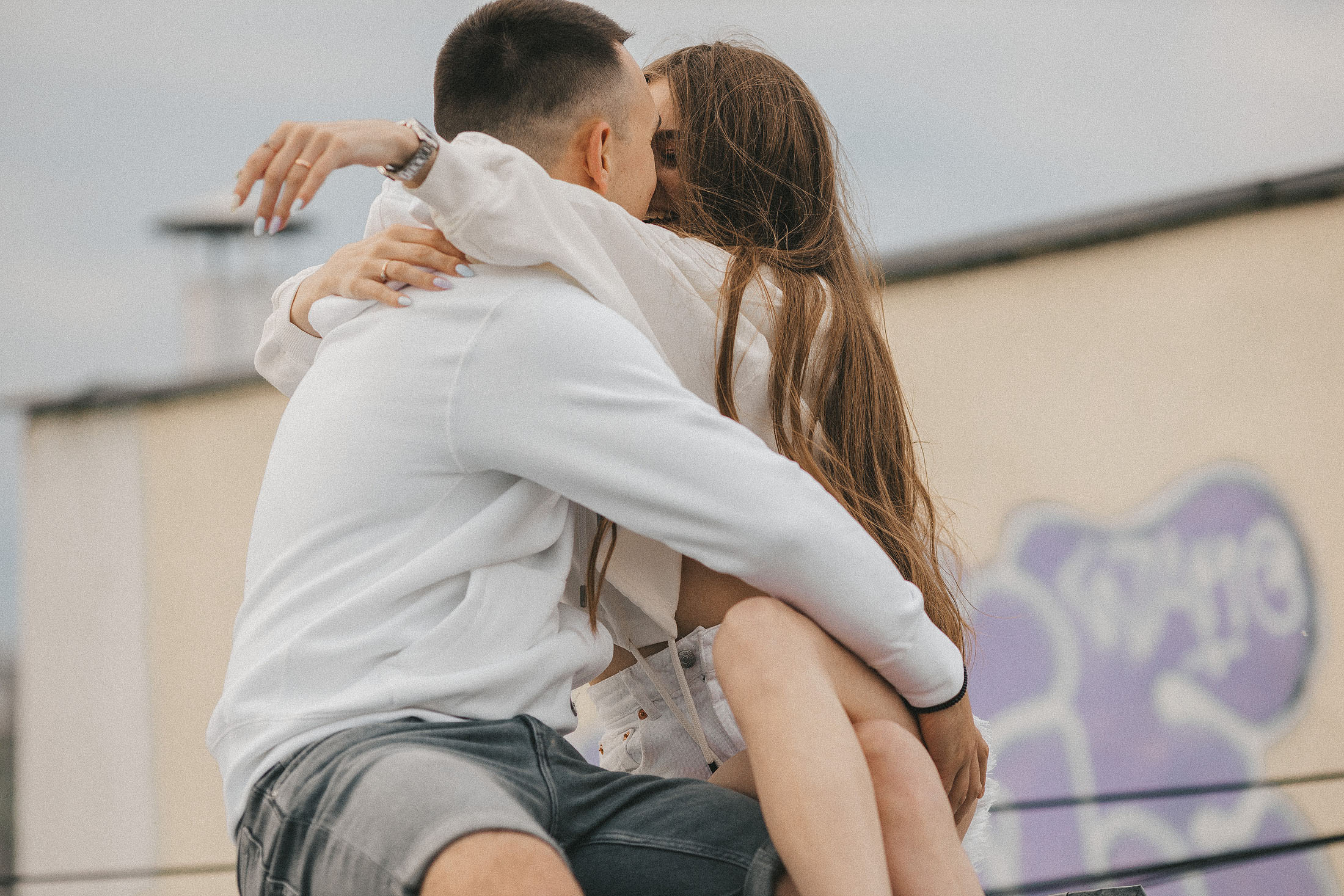 Love Story в Екатеринбурге на крыше. Свадебный фотограф в Екатеринбурге Илья Корсаков