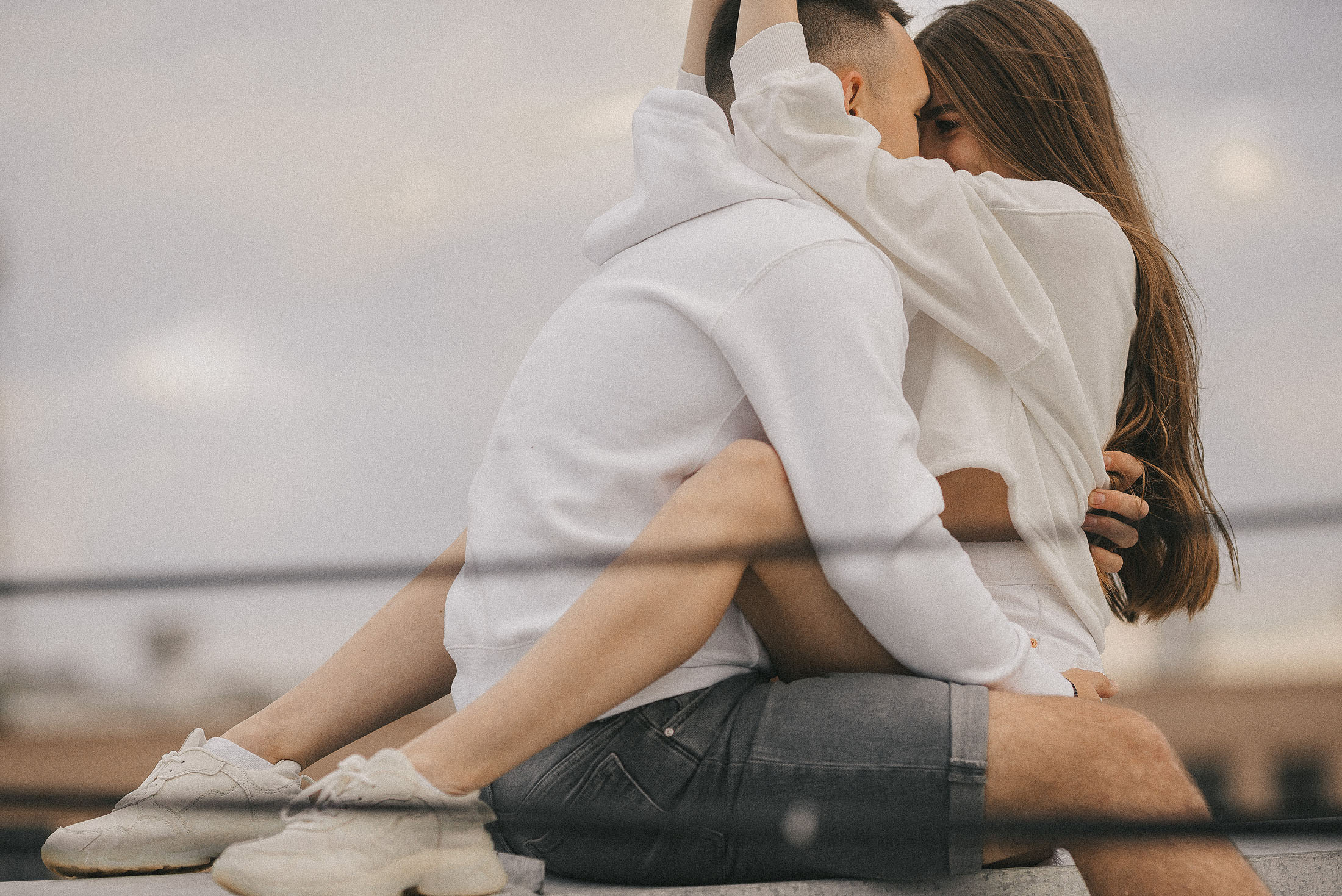 Love Story в Екатеринбурге на крыше. Свадебный фотограф в Екатеринбурге Илья Корсаков