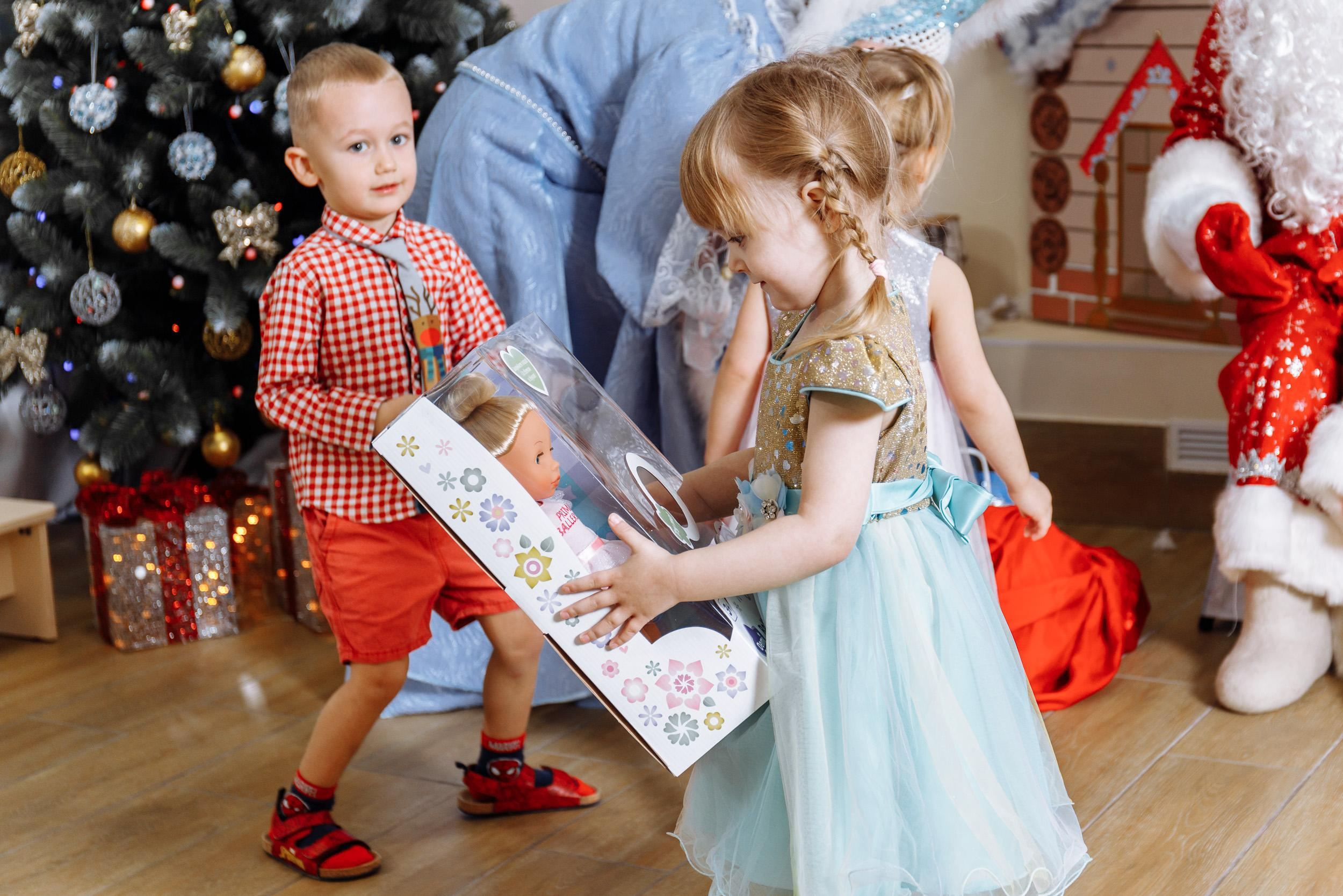 Новогодние съемки в детском саду. Свадебный фотограф в Екатеринбурге Илья Корсаков