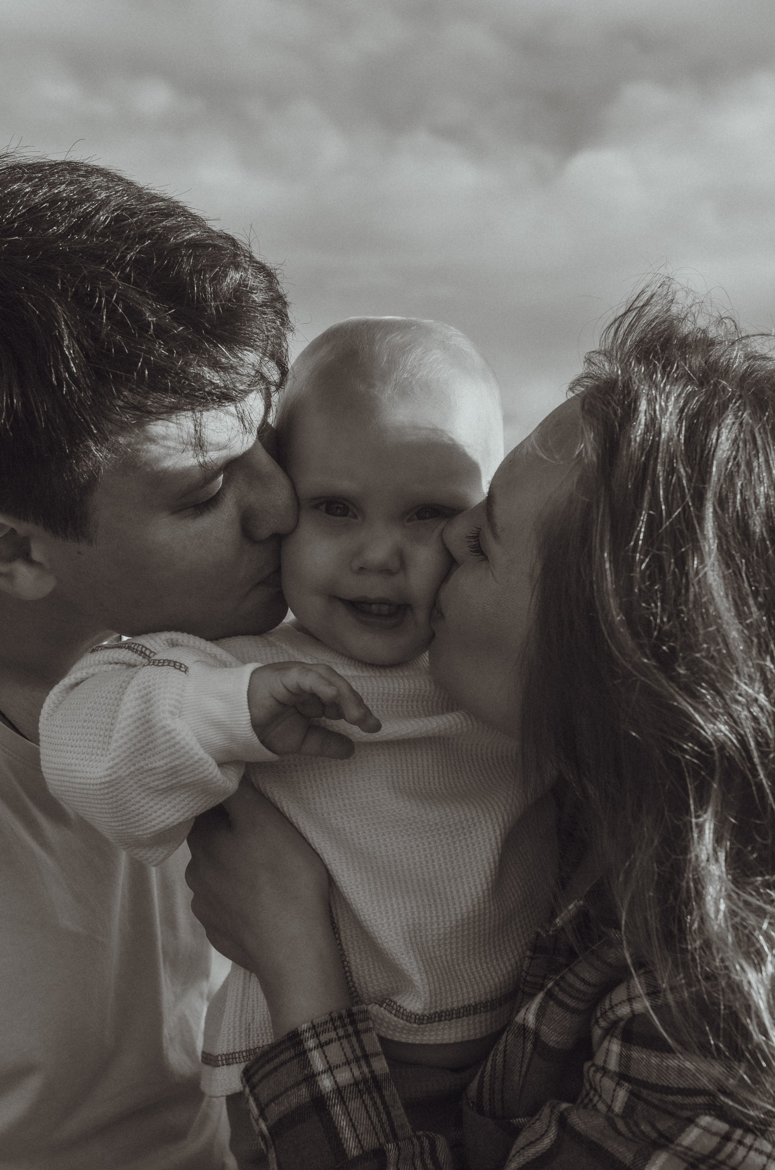 Катя, Толя и маленький Арсений. Семейный фотограф в Барнауле Ирина Ястребова