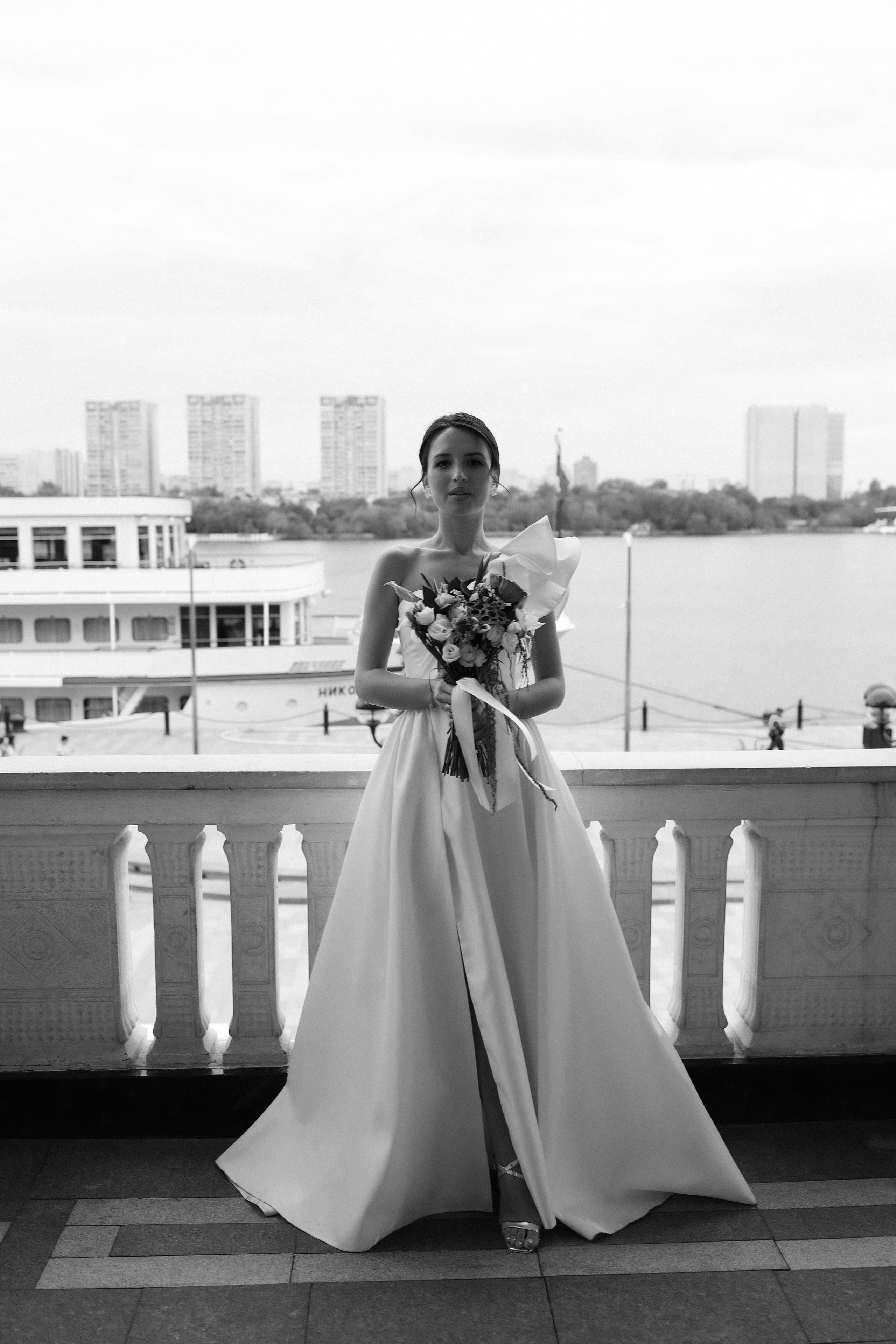 Е. +  П. С утренних сборов и до торта. Семейный и lovestory фотограф в Москве Светлана Коняхина