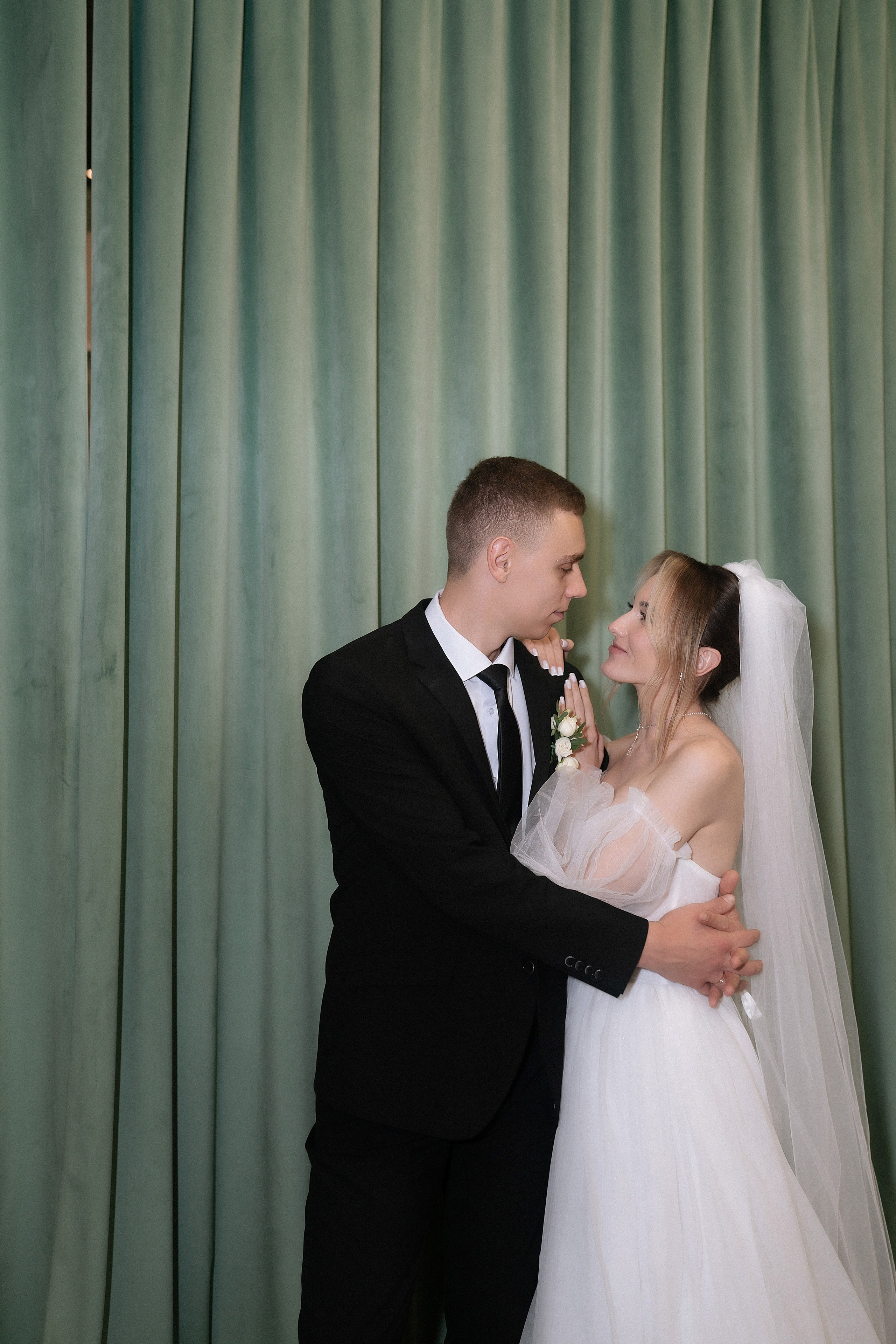 Анна и Максим 24.10.2025. Фотограф Карина Шмулёва. Воронеж и область