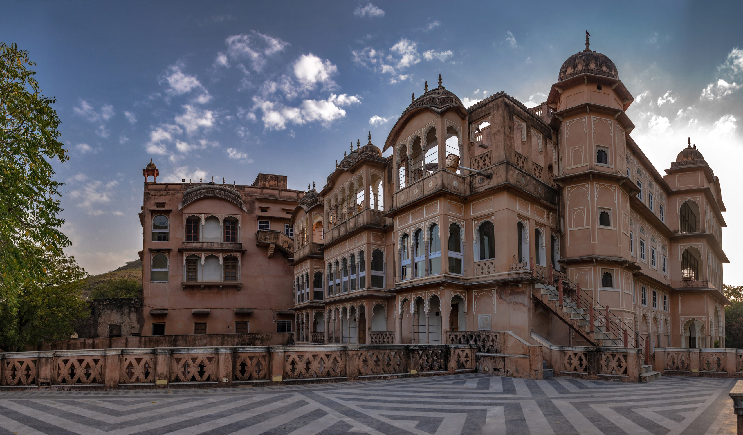 Дворец-отель Patan Mahal. Фотограф Лара Кучина