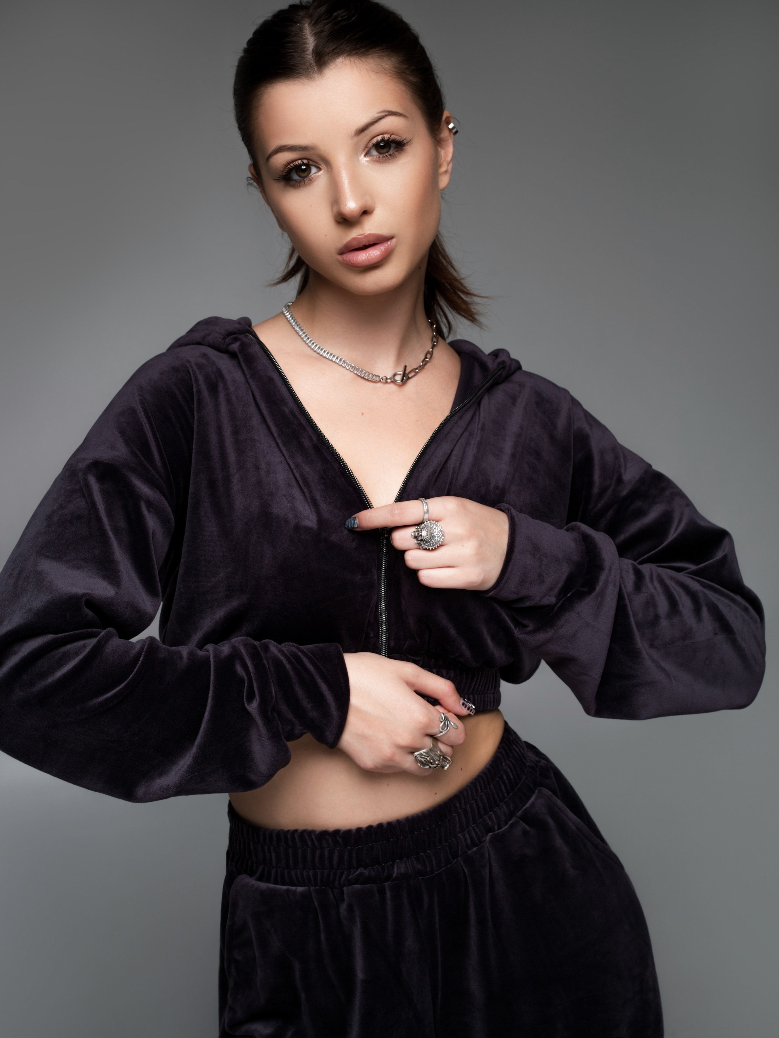 ВБ. RUNA production — стильные съемки для брендов