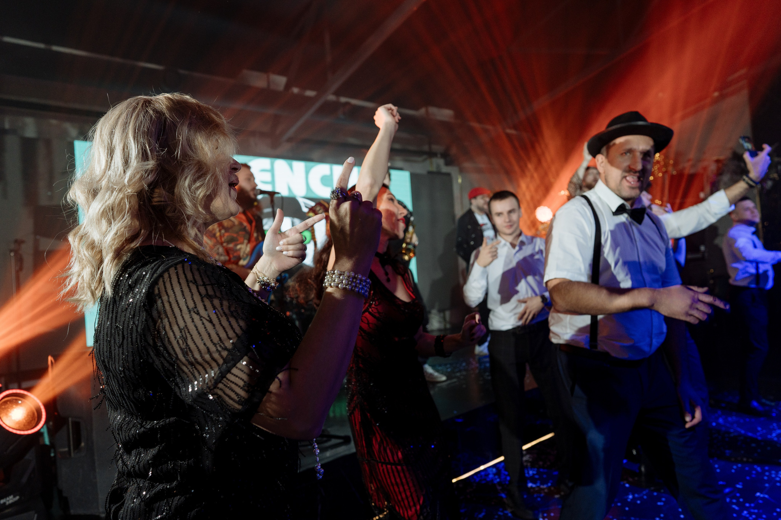 Альбион Тур