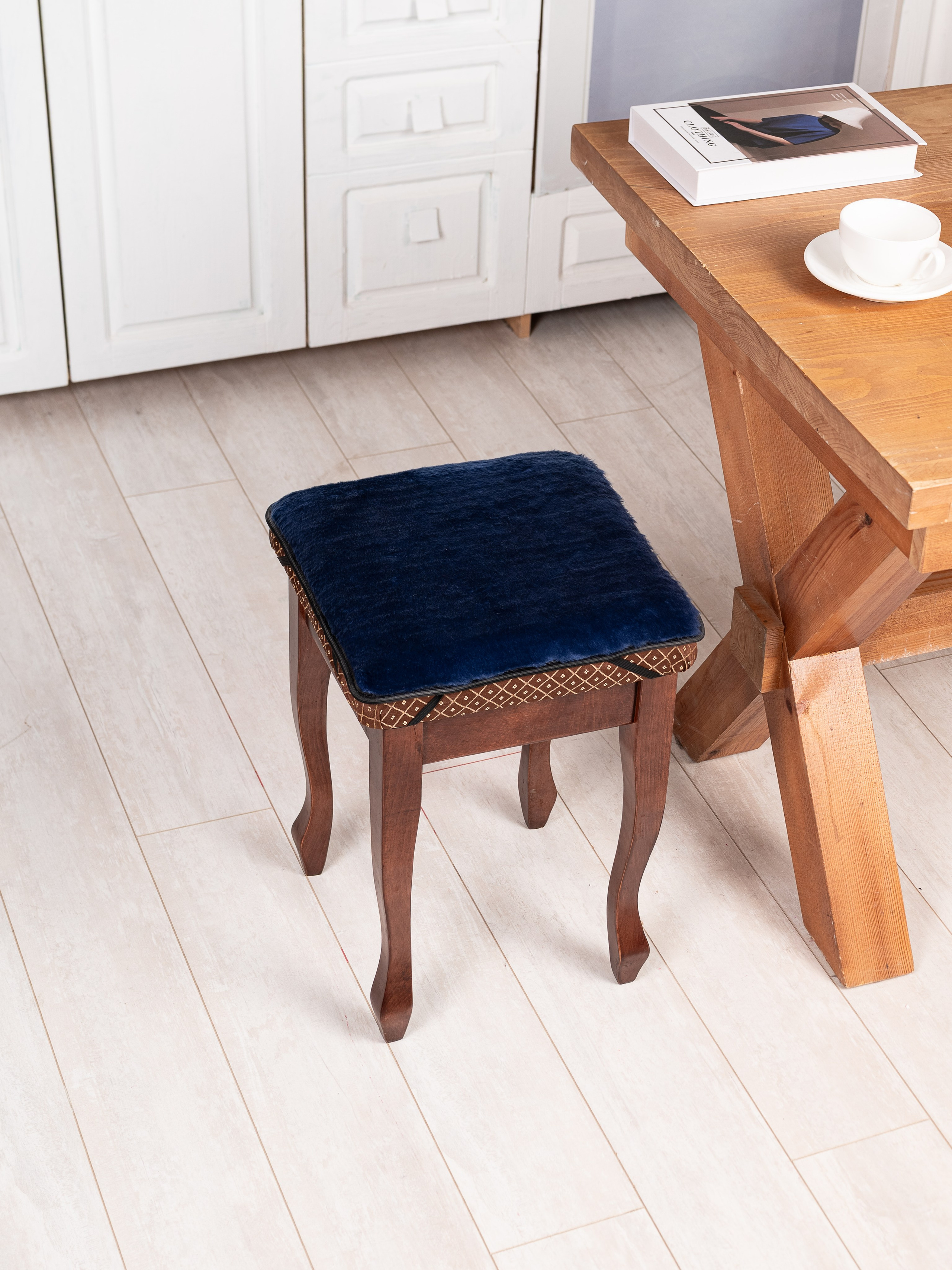 Накидки на стулья. Предметный фотограф, фото для маркетплейсов Пятигорск, КМВ