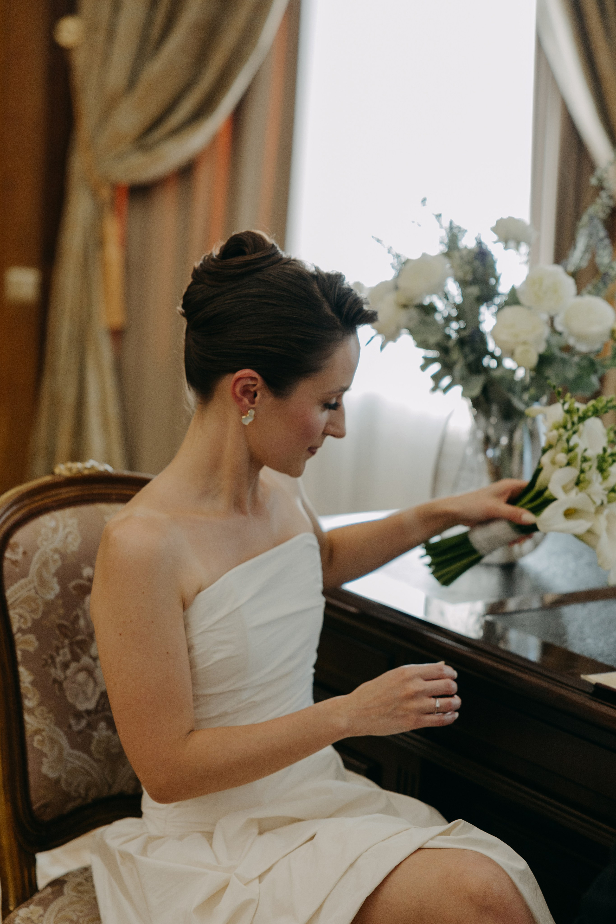 Лиза и Виталий | роспись в Грибоедовском + Аптекарский ог. Свадебный фотограф Москва Анастасия Храмова