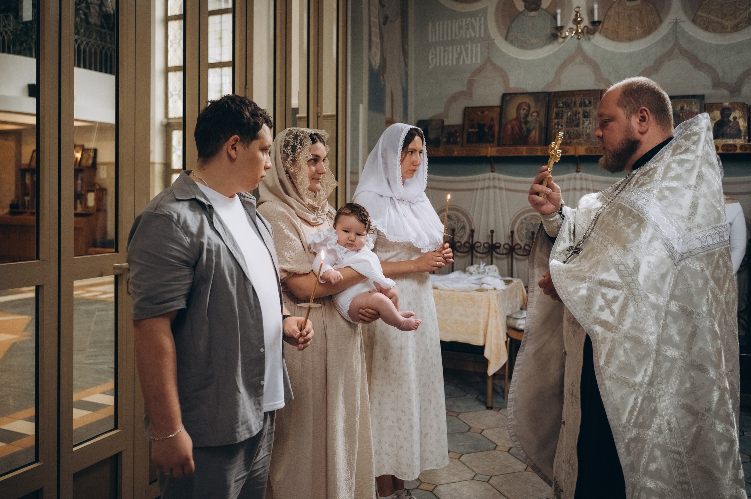 Крещение Вари (Дом Милосердия). Семейный фотограф в Минске Дарья Дреко