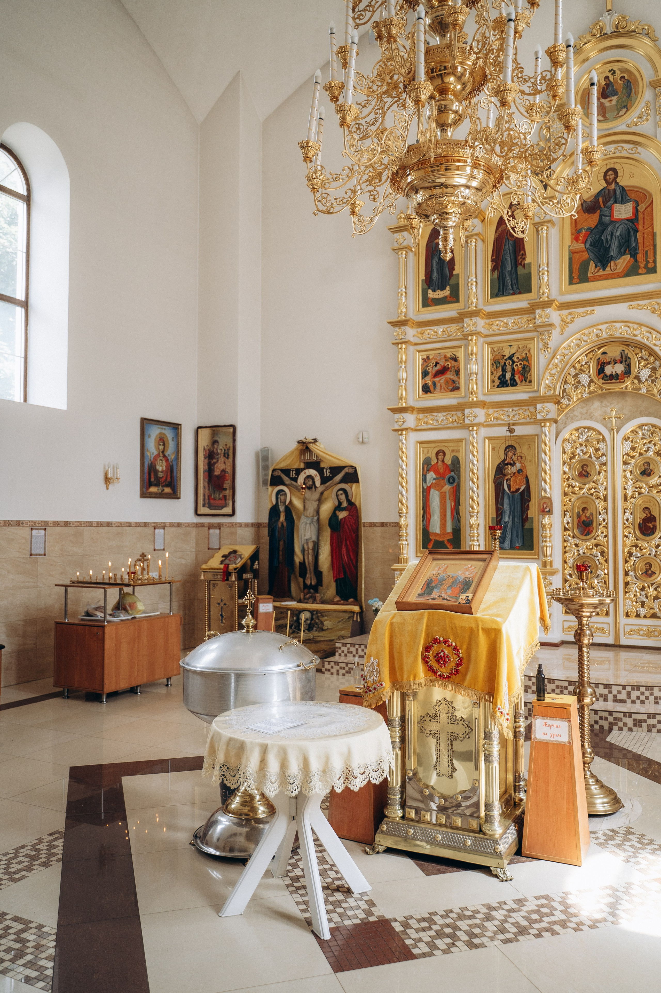 Крещение Станислава (Храм Луки Крымского). Семейный фотограф в Минске Дарья Дреко