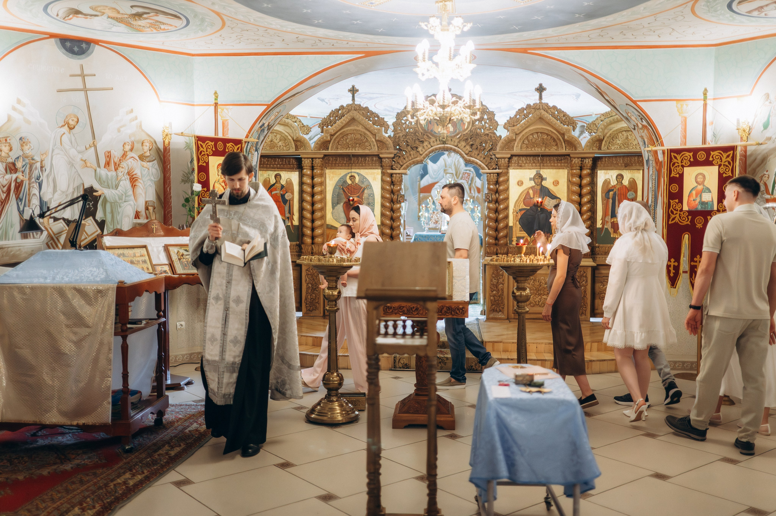 Крещение Марка (Храм Софии Слуцкой). Семейный фотограф в Минске Дарья Дреко