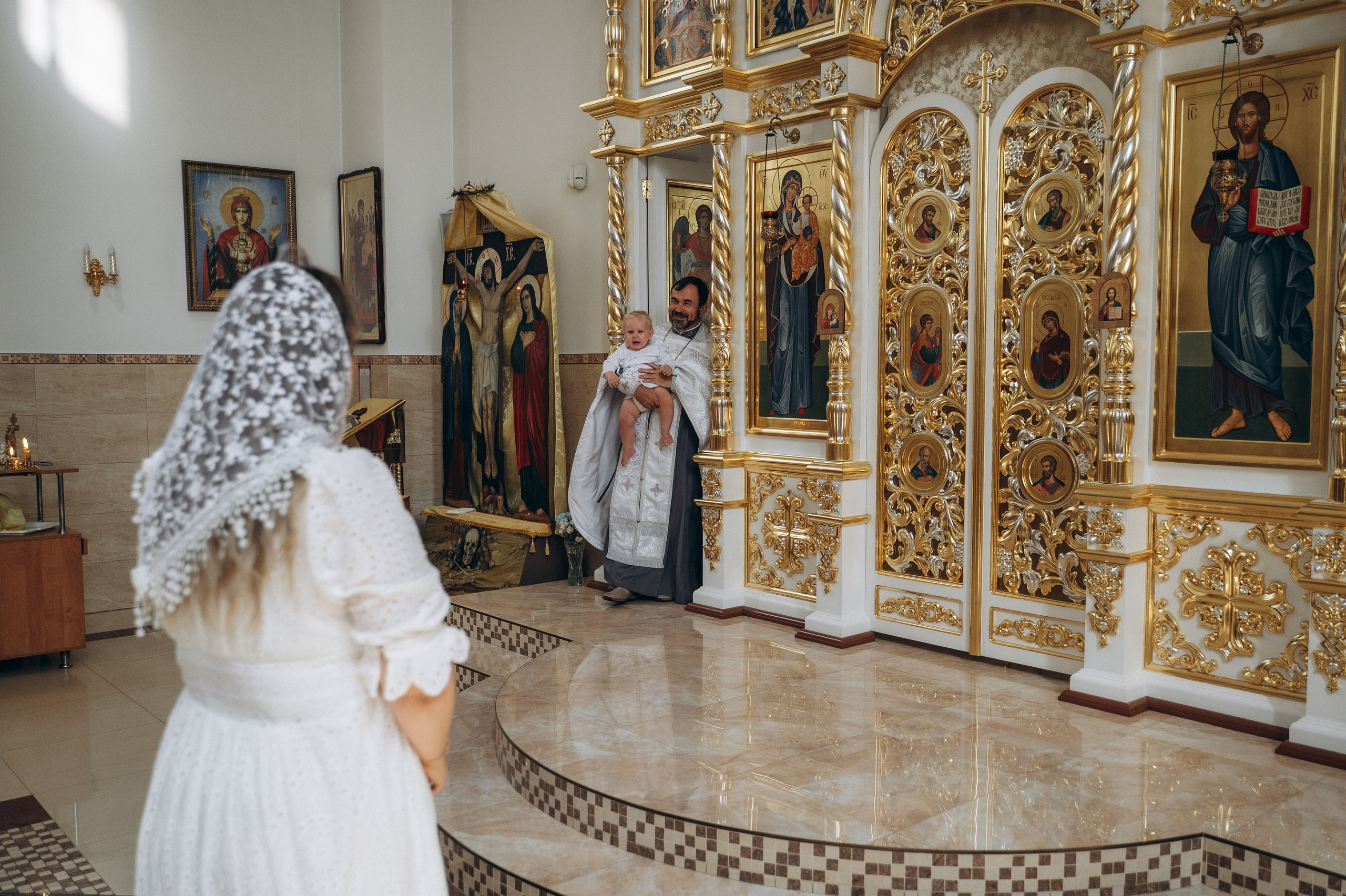 Крещение Станислава (Храм Луки Крымского). Семейный фотограф в Минске Дарья Дреко