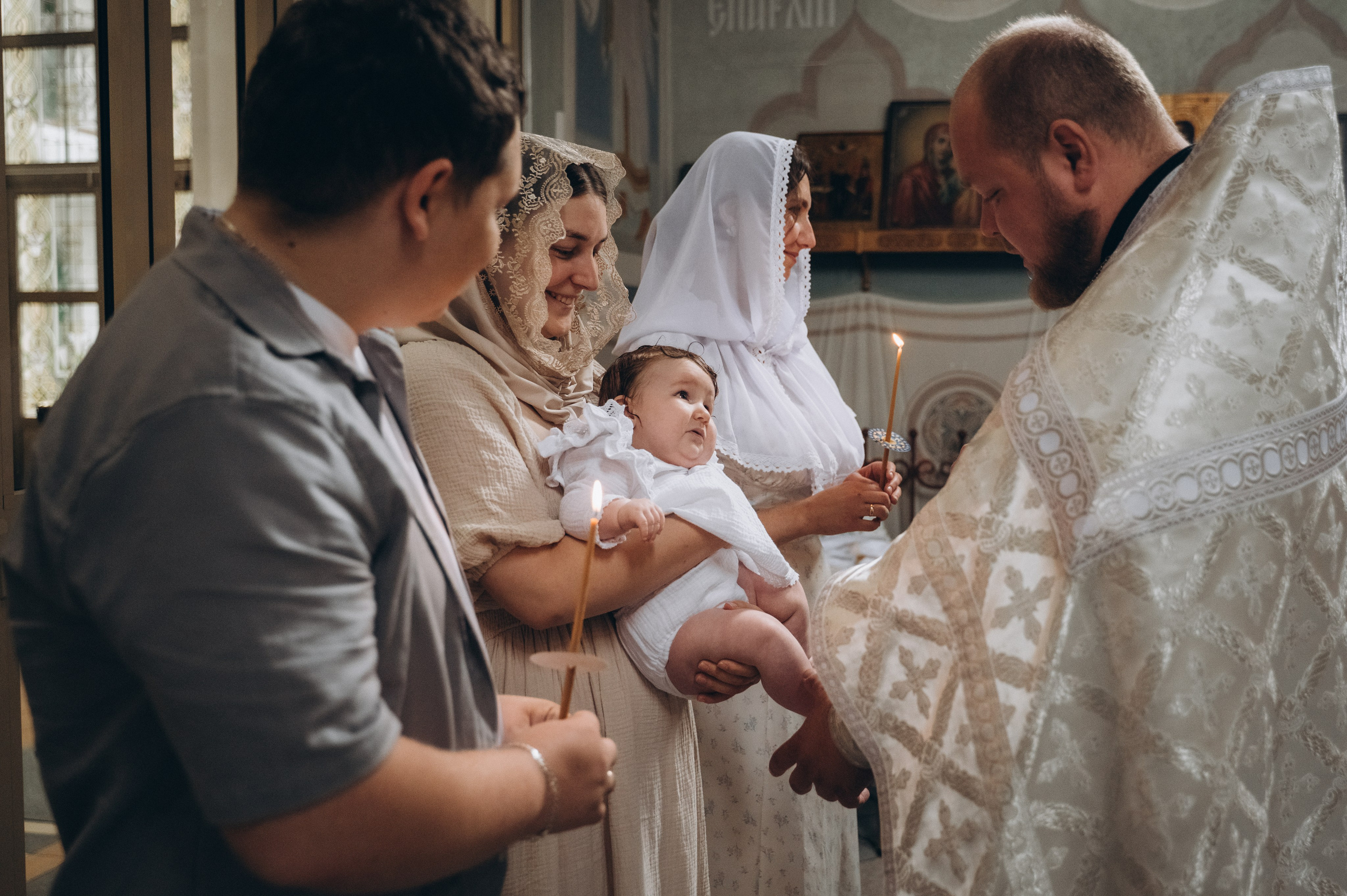 Крещение Вари (Дом Милосердия). Семейный фотограф в Минске Дарья Дреко