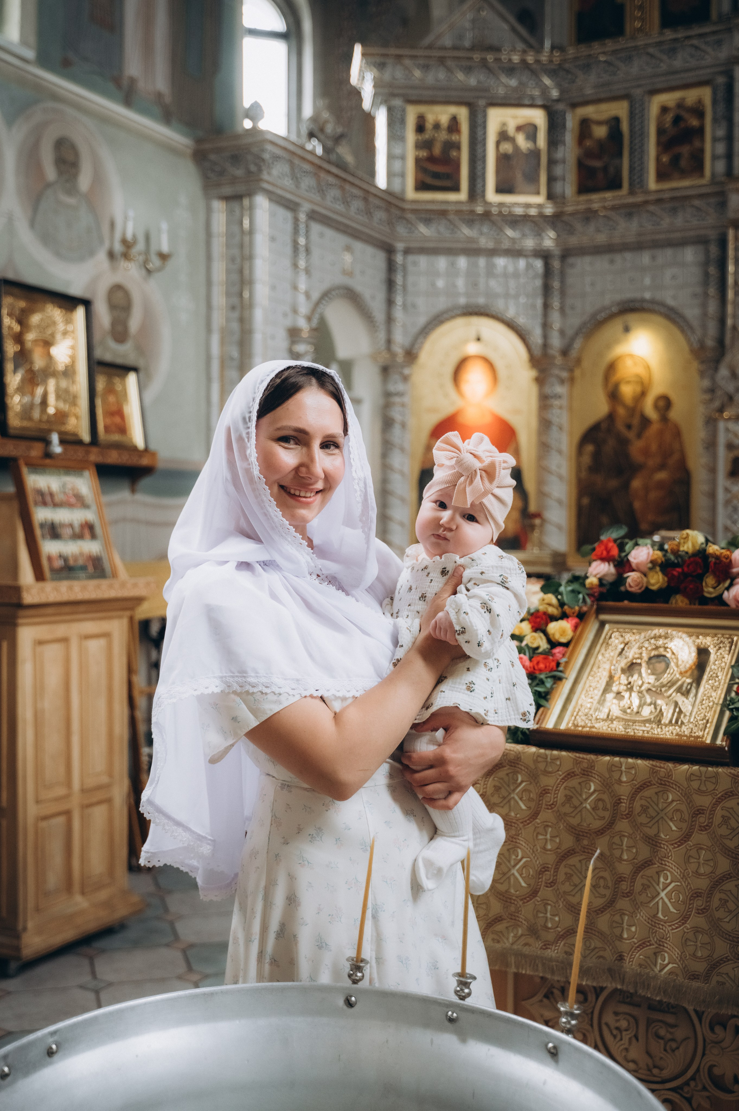 Крещение Вари (Дом Милосердия). Семейный фотограф в Минске Дарья Дреко