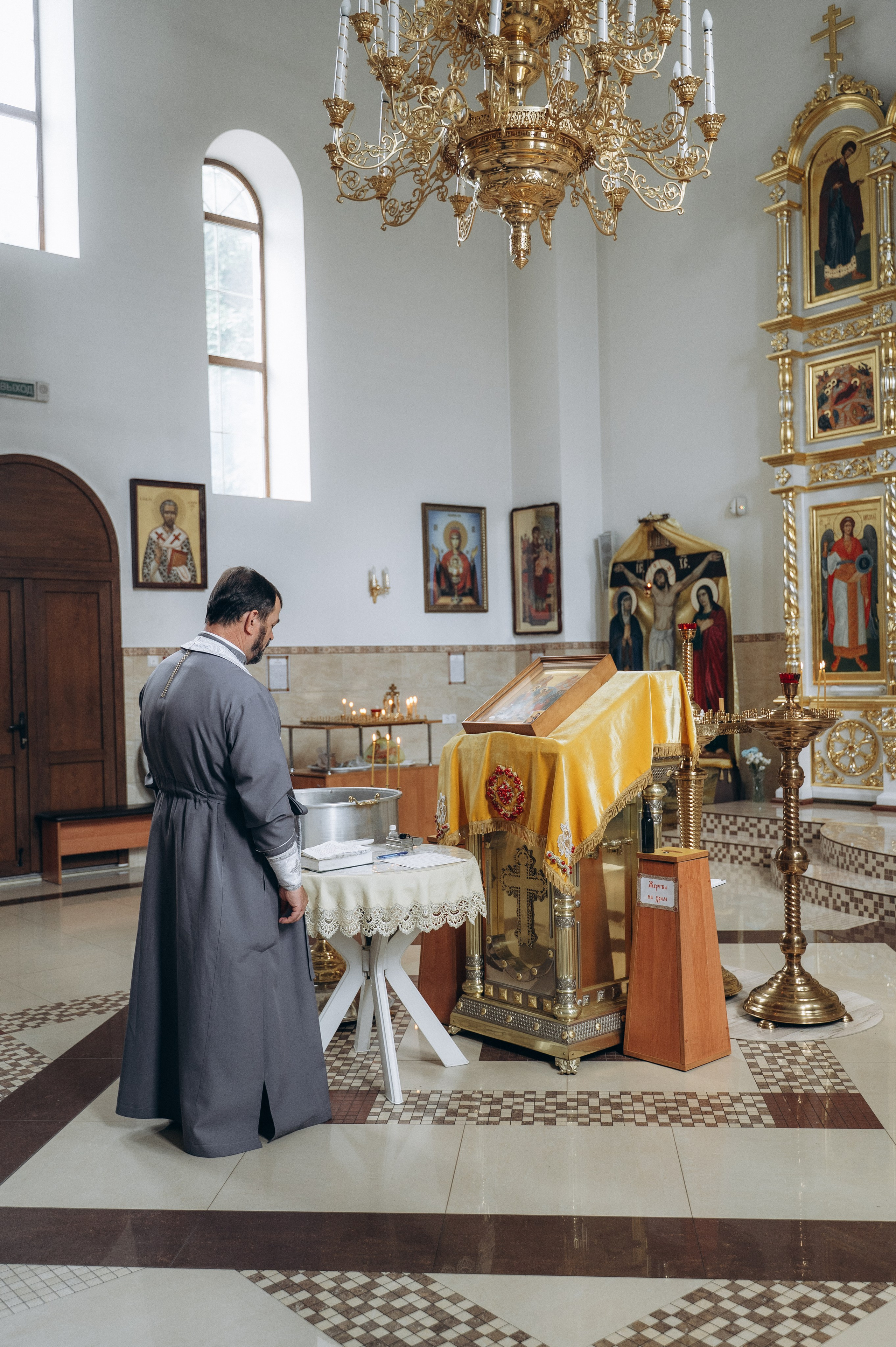 Крещение Станислава (Храм Луки Крымского). Семейный фотограф в Минске Дарья Дреко