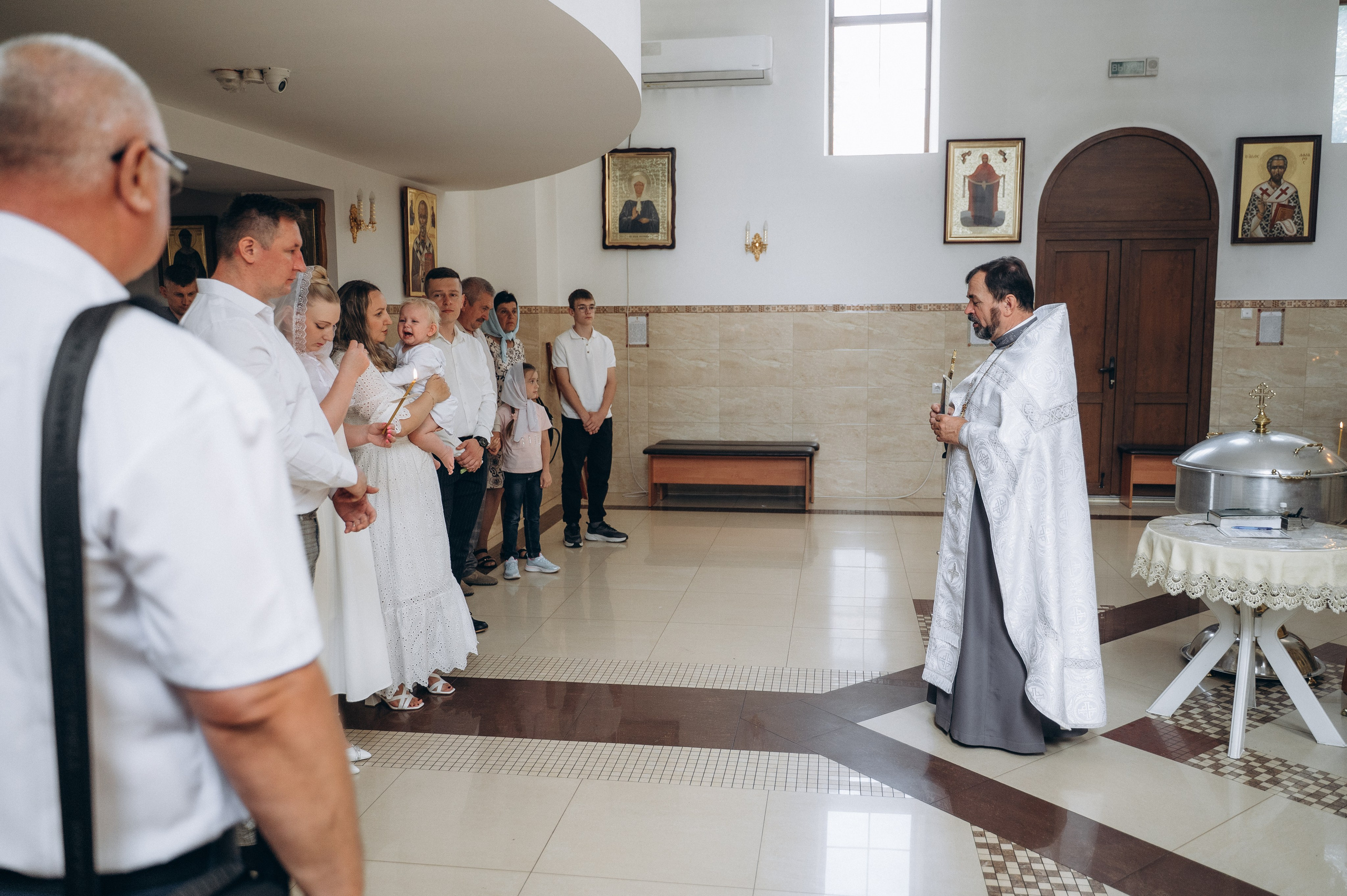 Крещение Станислава (Храм Луки Крымского). Семейный фотограф в Минске Дарья Дреко