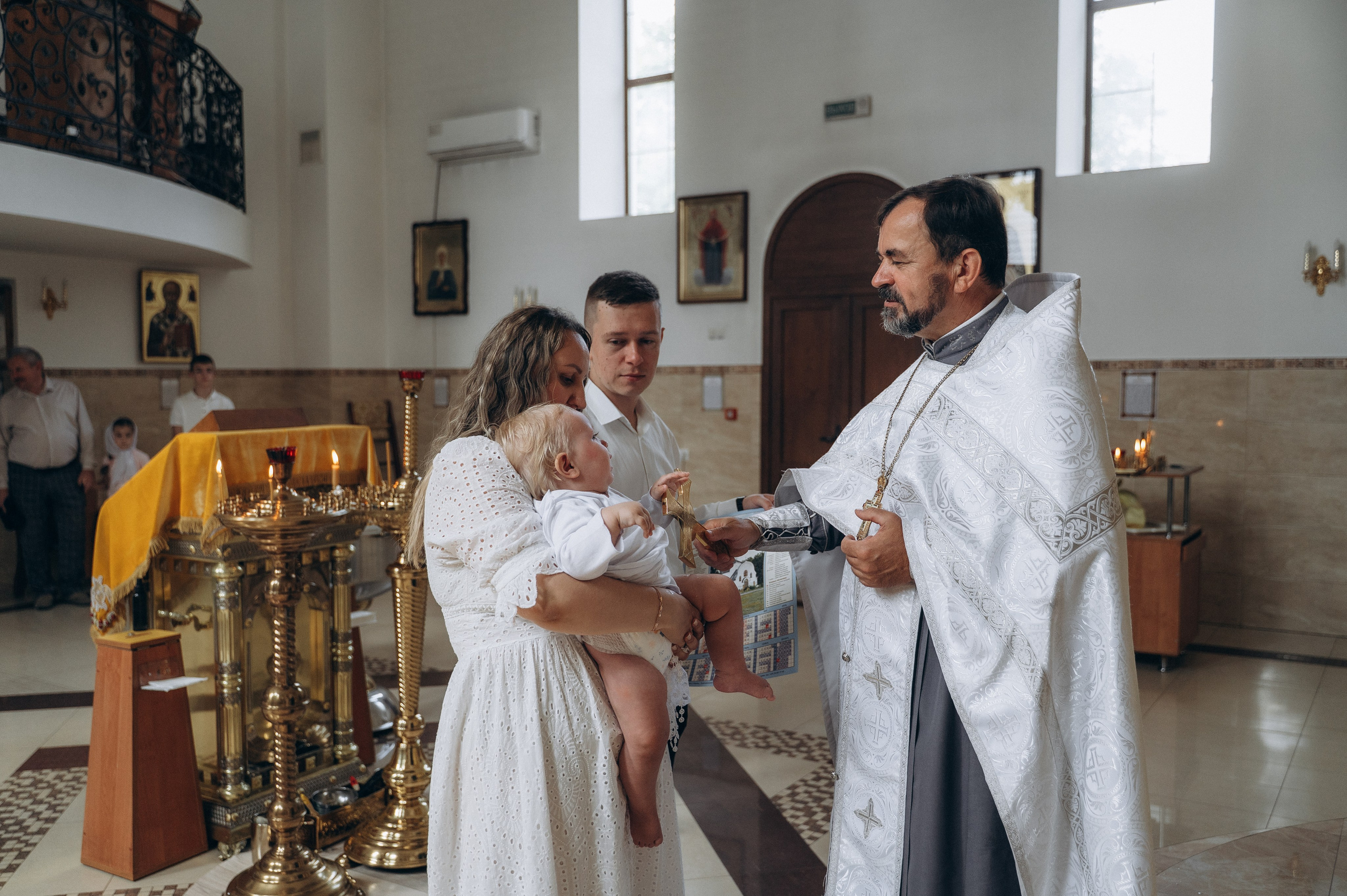 Крещение Станислава (Храм Луки Крымского). Семейный фотограф в Минске Дарья Дреко
