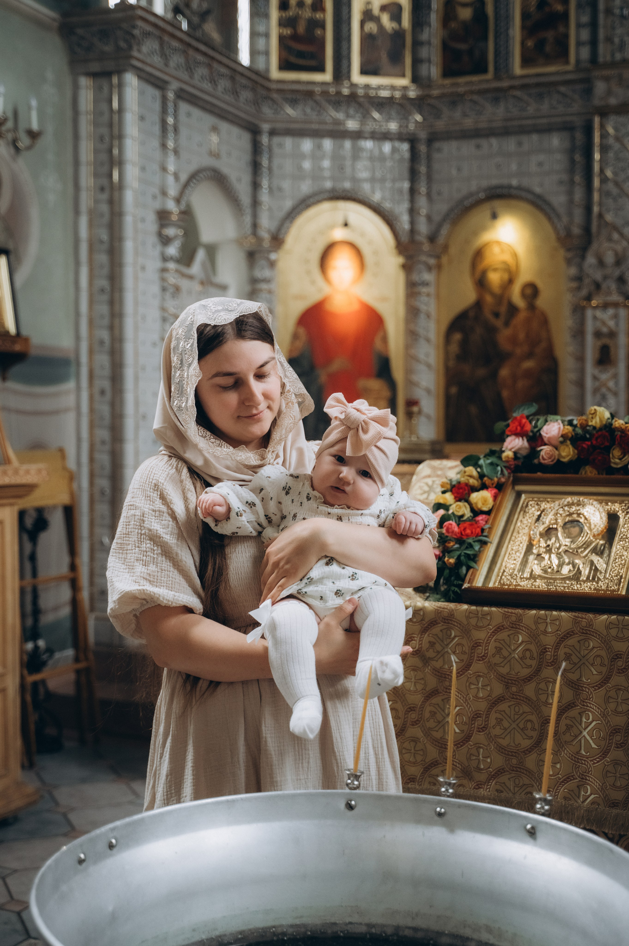 Крещение Вари (Дом Милосердия). Семейный фотограф в Минске Дарья Дреко