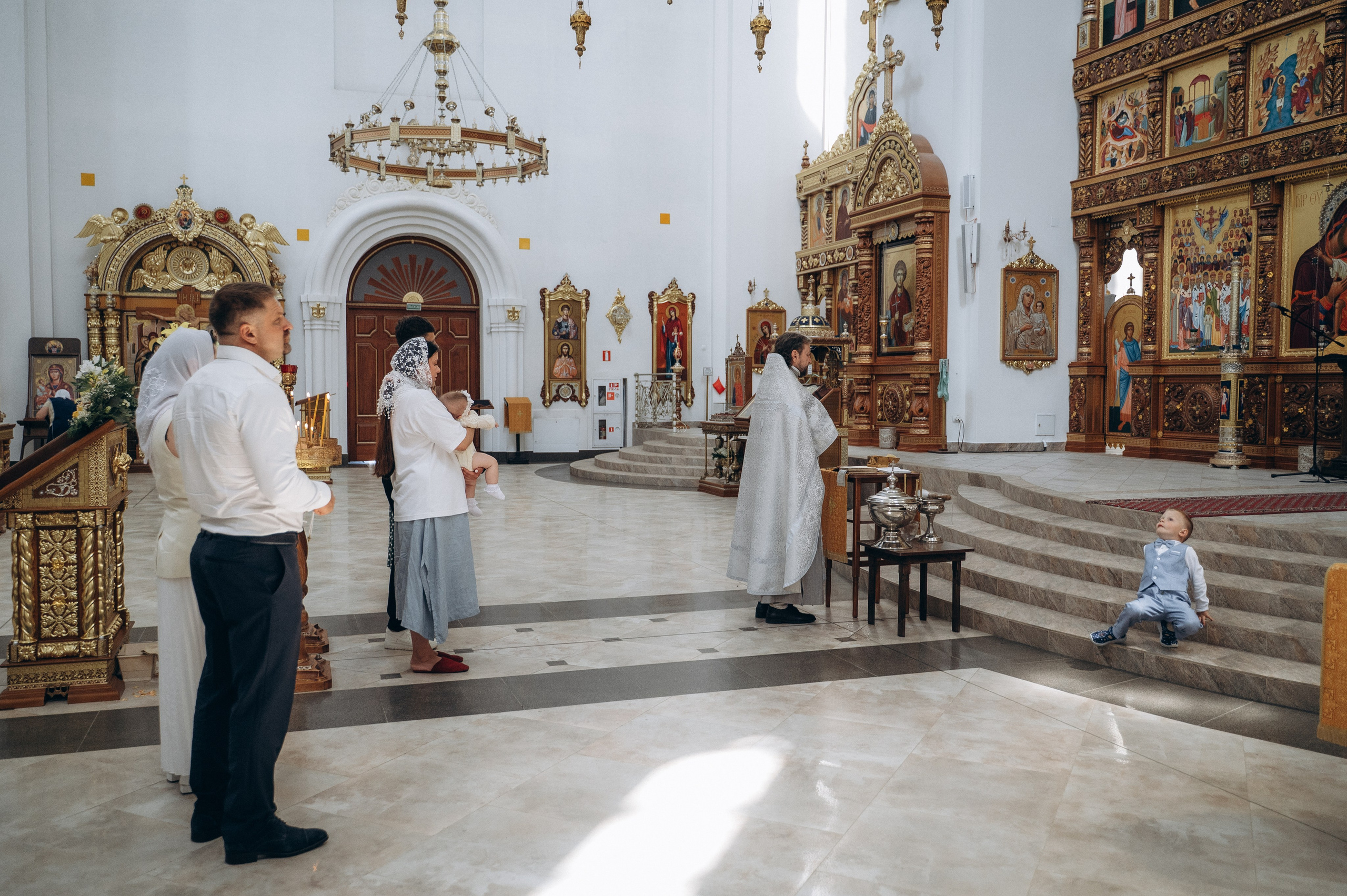 Крещение Верочки (Храм иконы Божией Матери «Всех скорбящих Радость). Семейный фотограф в Минске Дарья Дреко