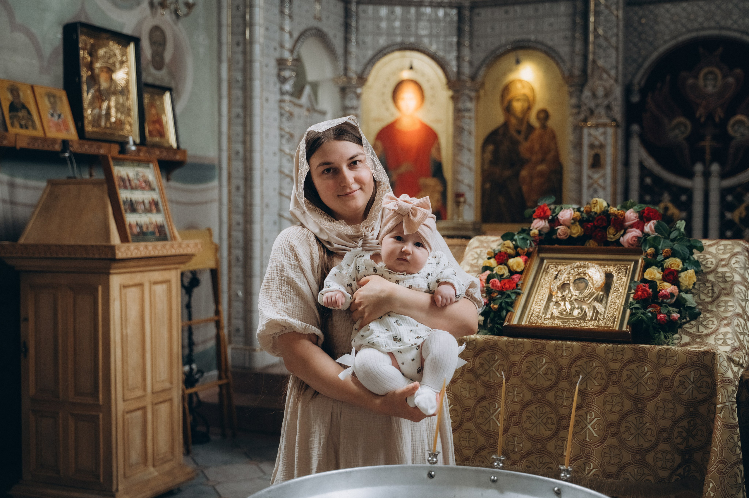 Крещение Вари (Дом Милосердия). Семейный фотограф в Минске Дарья Дреко