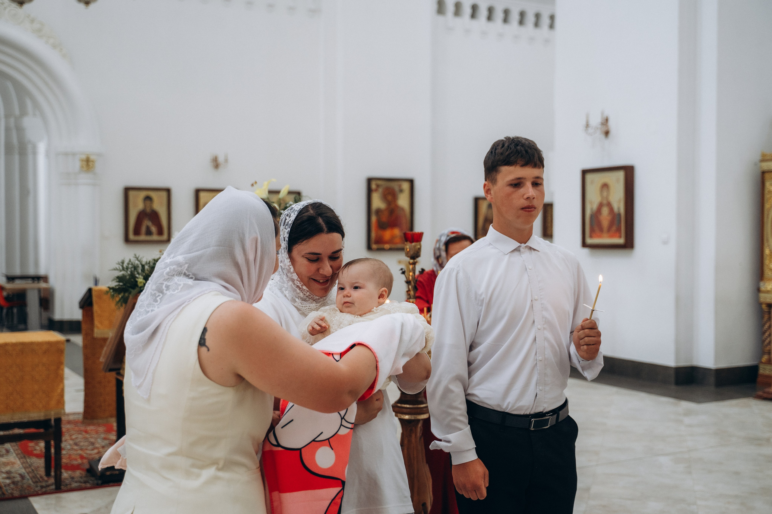 Крещение Верочки (Храм иконы Божией Матери «Всех скорбящих Радость). Семейный фотограф в Минске Дарья Дреко
