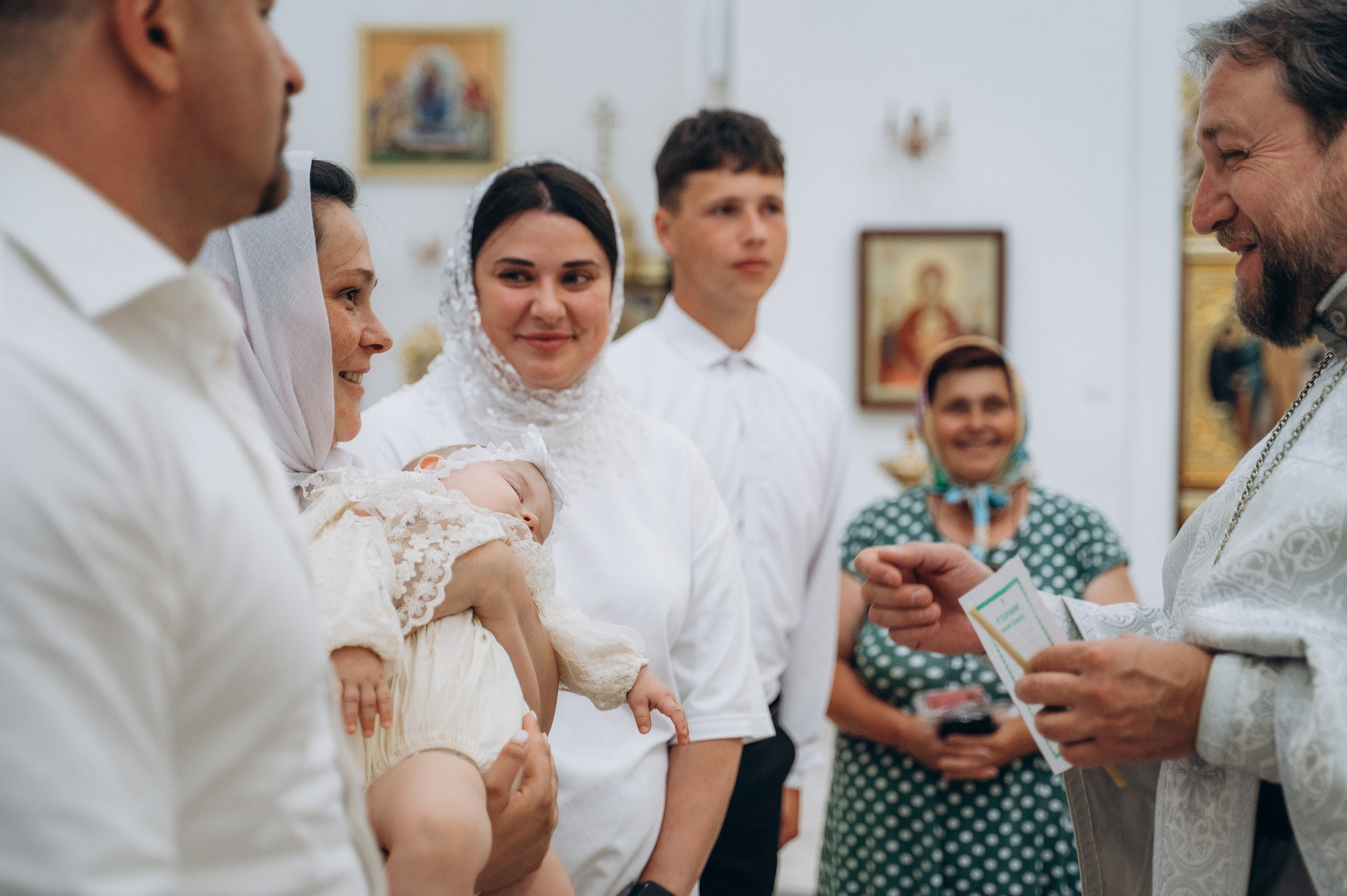 Крещение Верочки (Храм иконы Божией Матери «Всех скорбящих Радость). Семейный фотограф в Минске Дарья Дреко