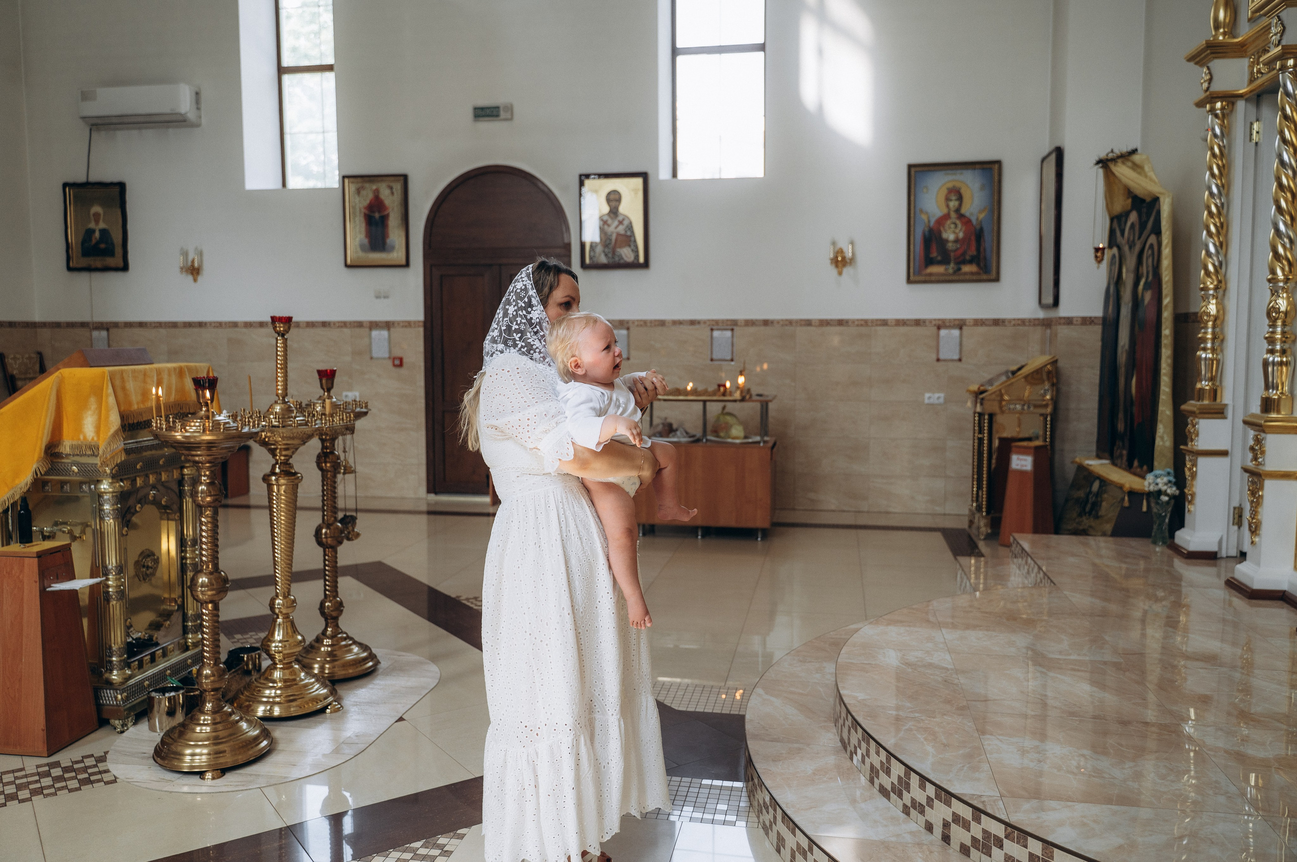 Крещение Станислава (Храм Луки Крымского). Семейный фотограф в Минске Дарья Дреко