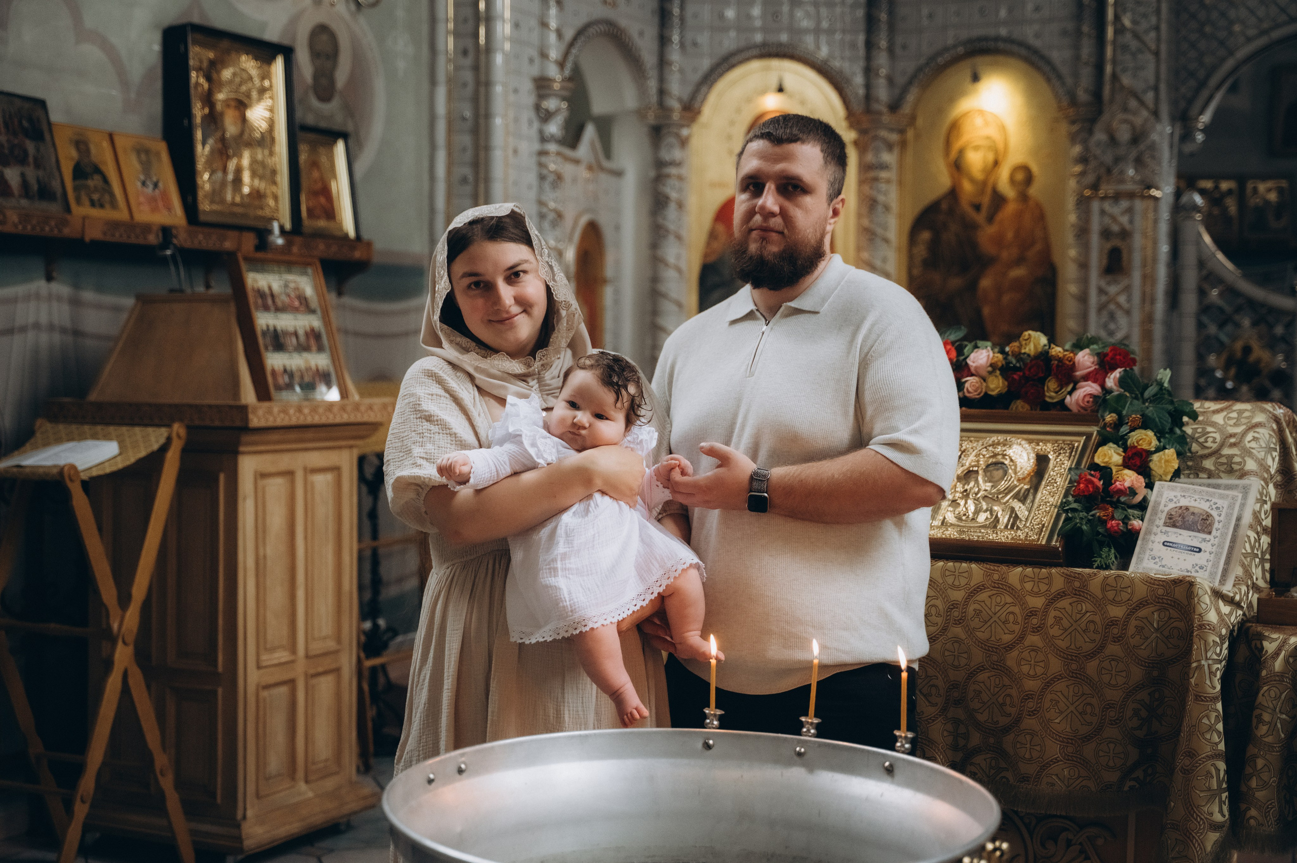 Крещение Вари (Дом Милосердия). Семейный фотограф в Минске Дарья Дреко