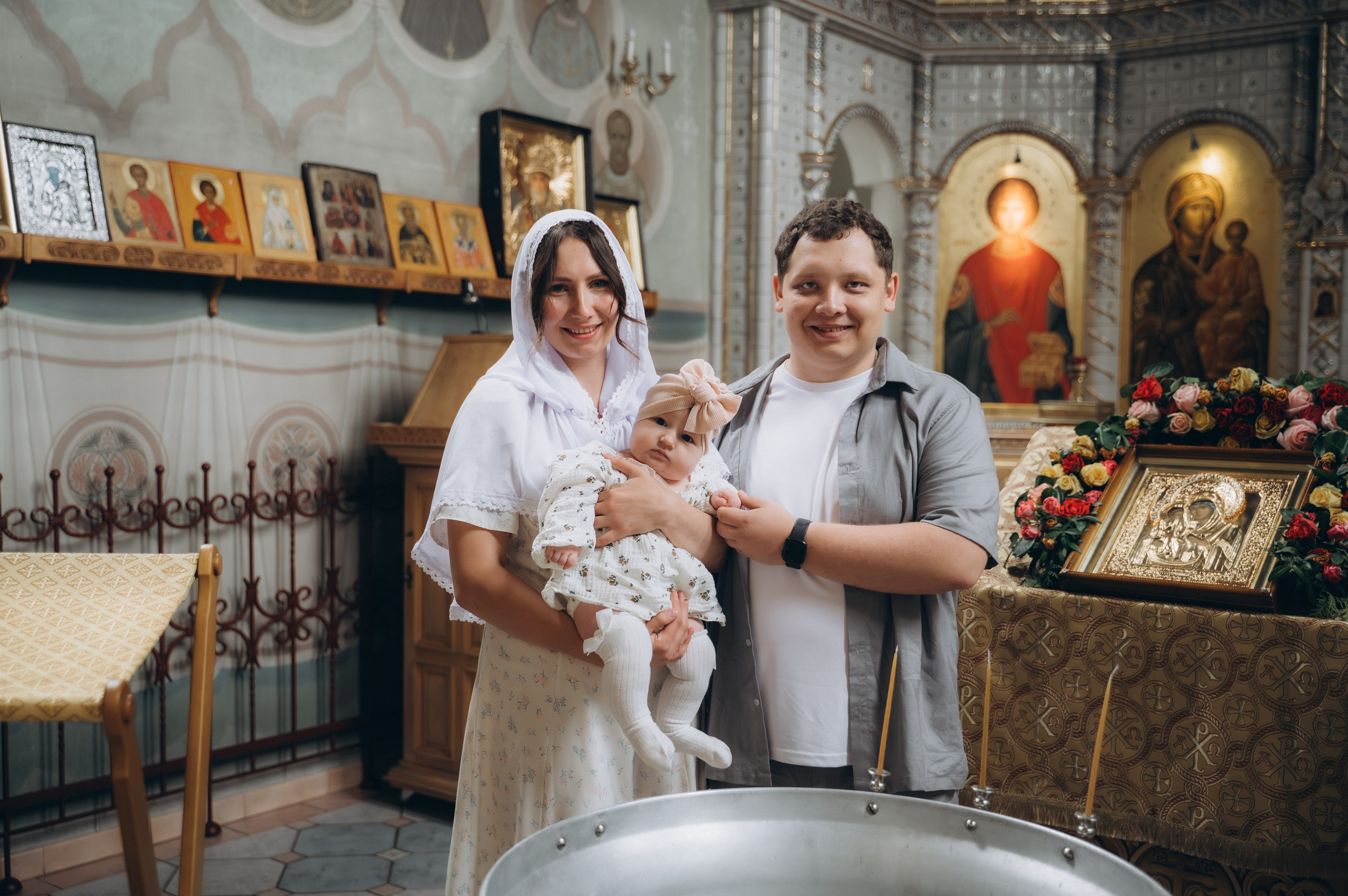 Крещение Вари (Дом Милосердия). Семейный фотограф в Минске Дарья Дреко