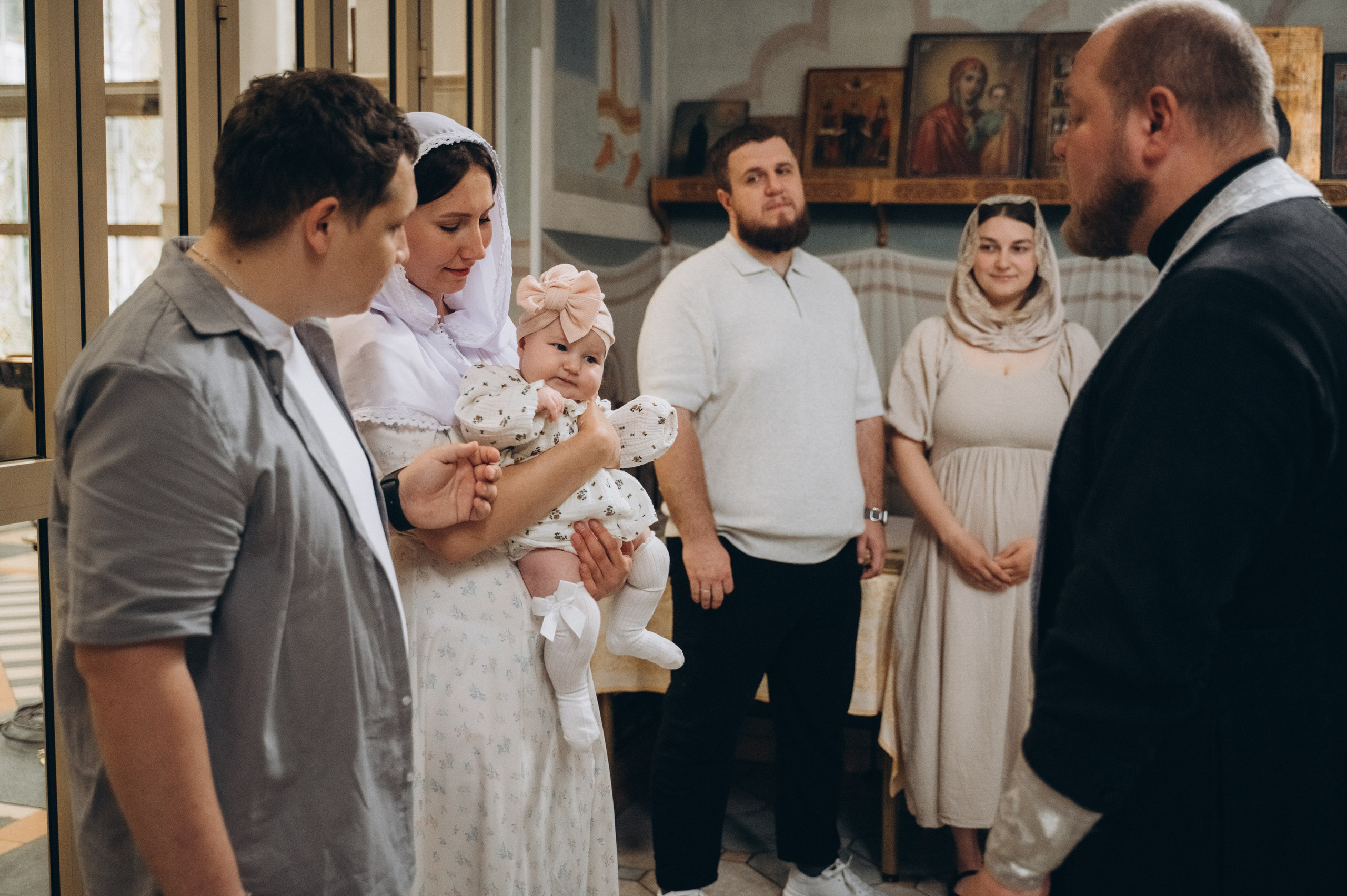 Крещение Вари (Дом Милосердия). Семейный фотограф в Минске Дарья Дреко