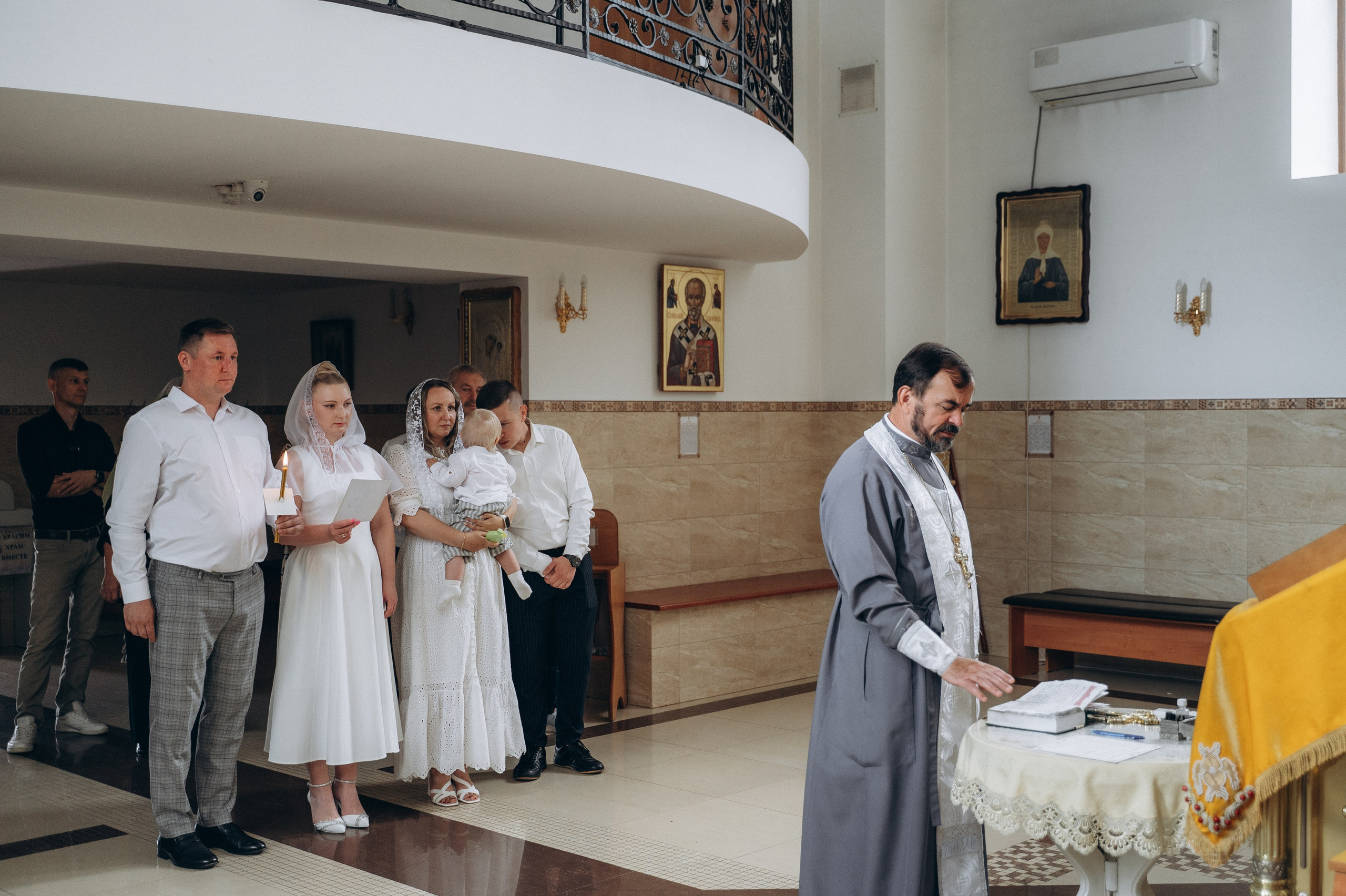 Крещение Станислава (Храм Луки Крымского). Семейный фотограф в Минске Дарья Дреко