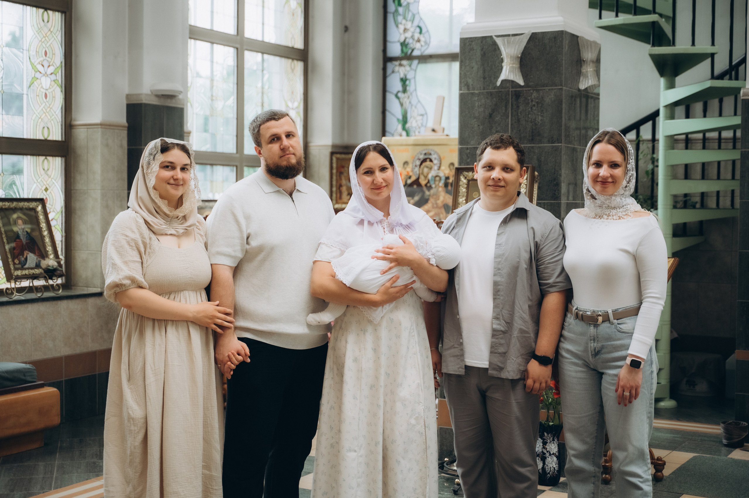 Крещение Вари (Дом Милосердия). Семейный фотограф в Минске Дарья Дреко