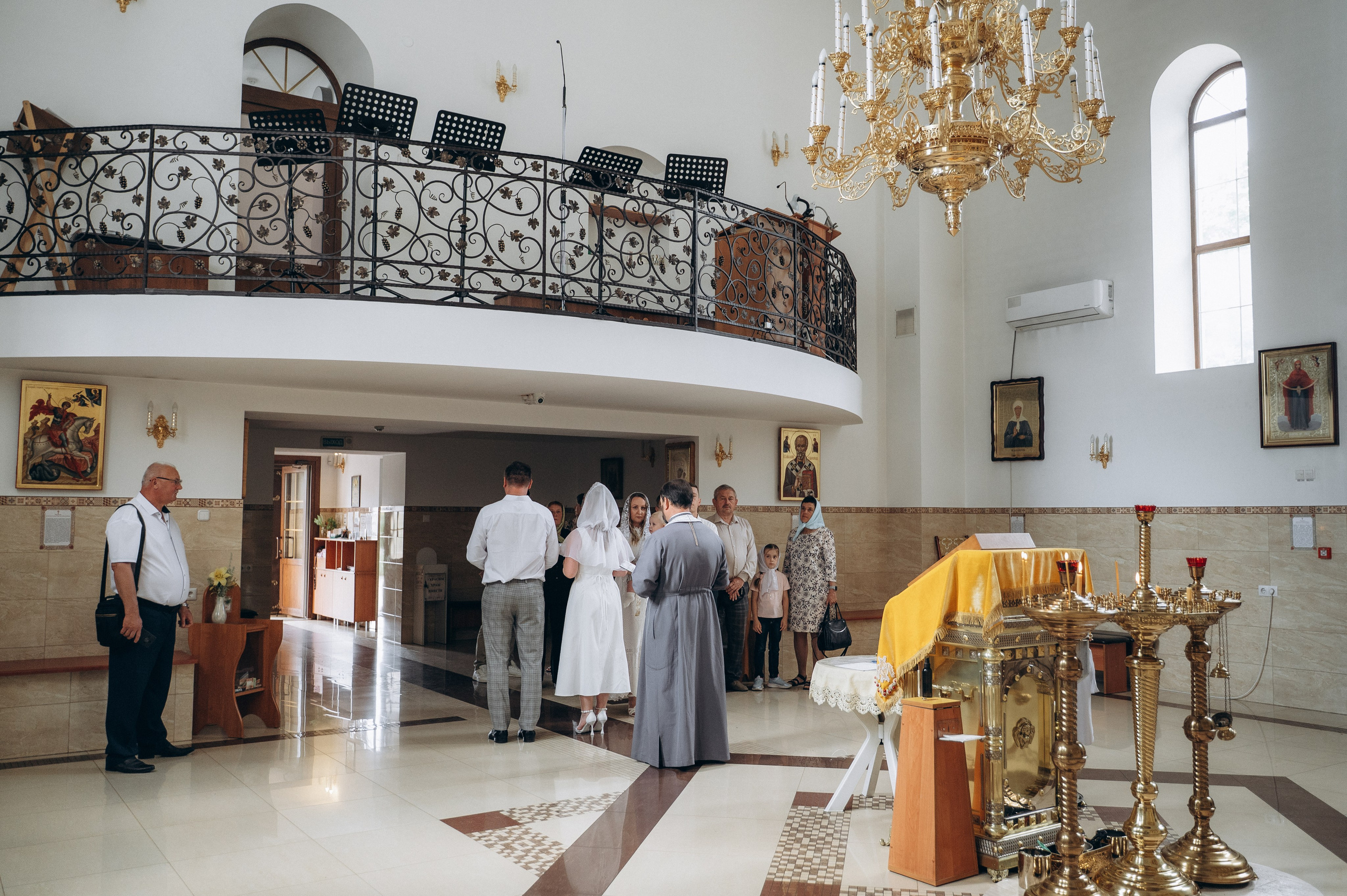 Крещение Станислава (Храм Луки Крымского). Семейный фотограф в Минске Дарья Дреко