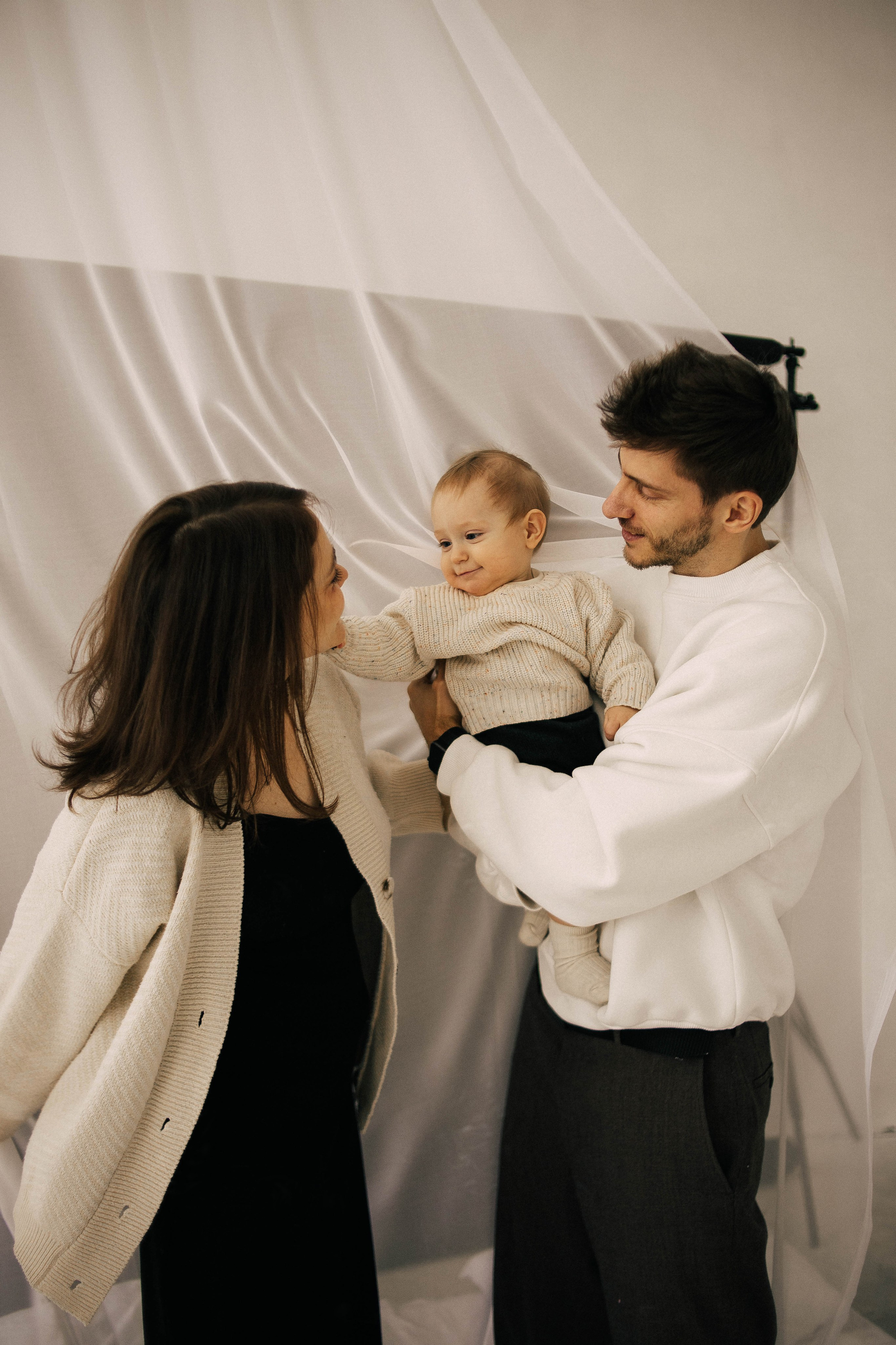 Аня, Сережа и Лешенька. Главная