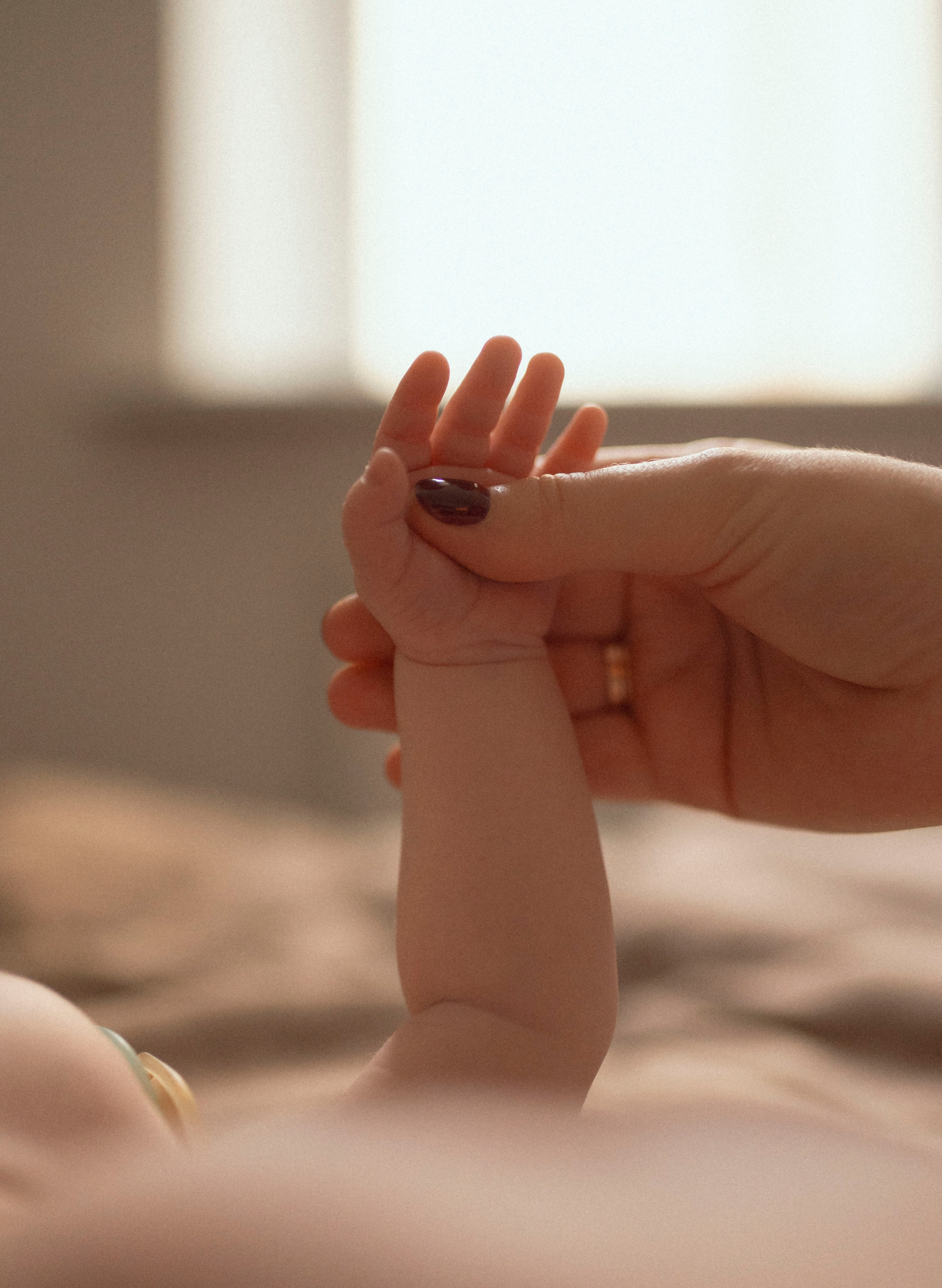 Семейная домашняя фотосессия. Профессиональный фотограф беременности в СПБ. Стильные фотосессии беременности в стиле минимализм и классическая фотография