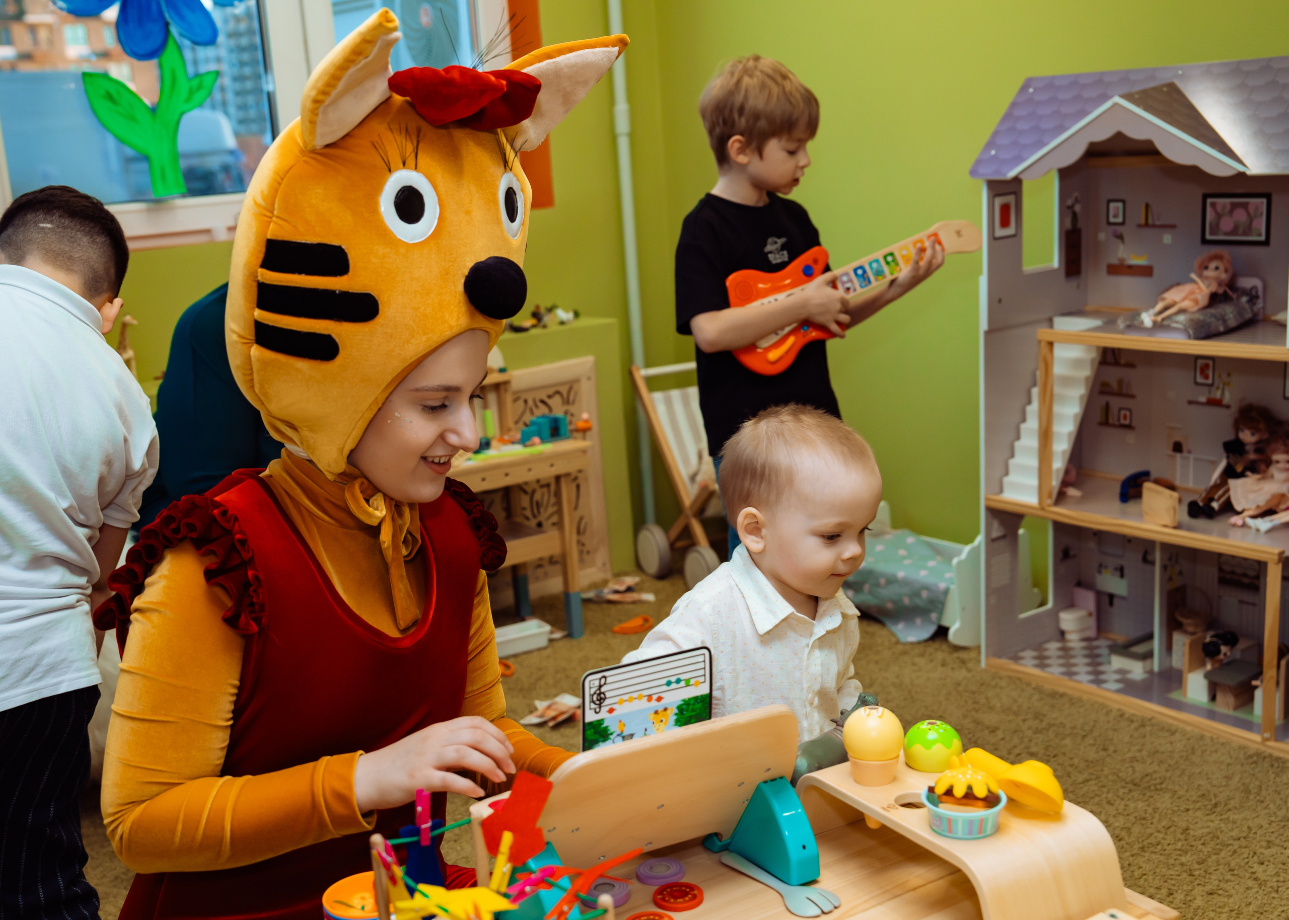 Карамелька в гостях у Романа. Крамер Юлиана детский и семейный фотограф