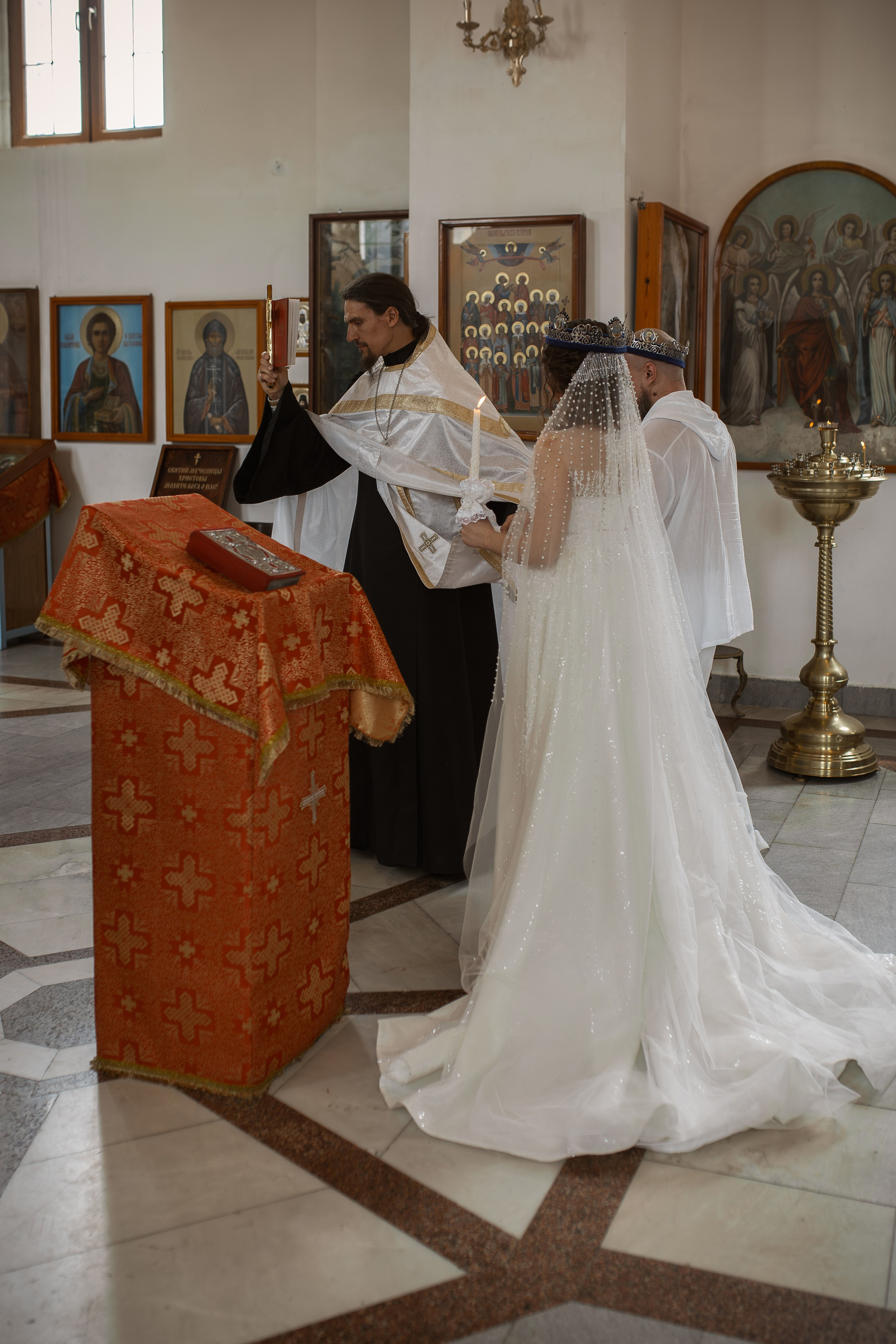 Венчание Алексея и Виктории. Фотограф на Крещение и Венчание в Ташкенте