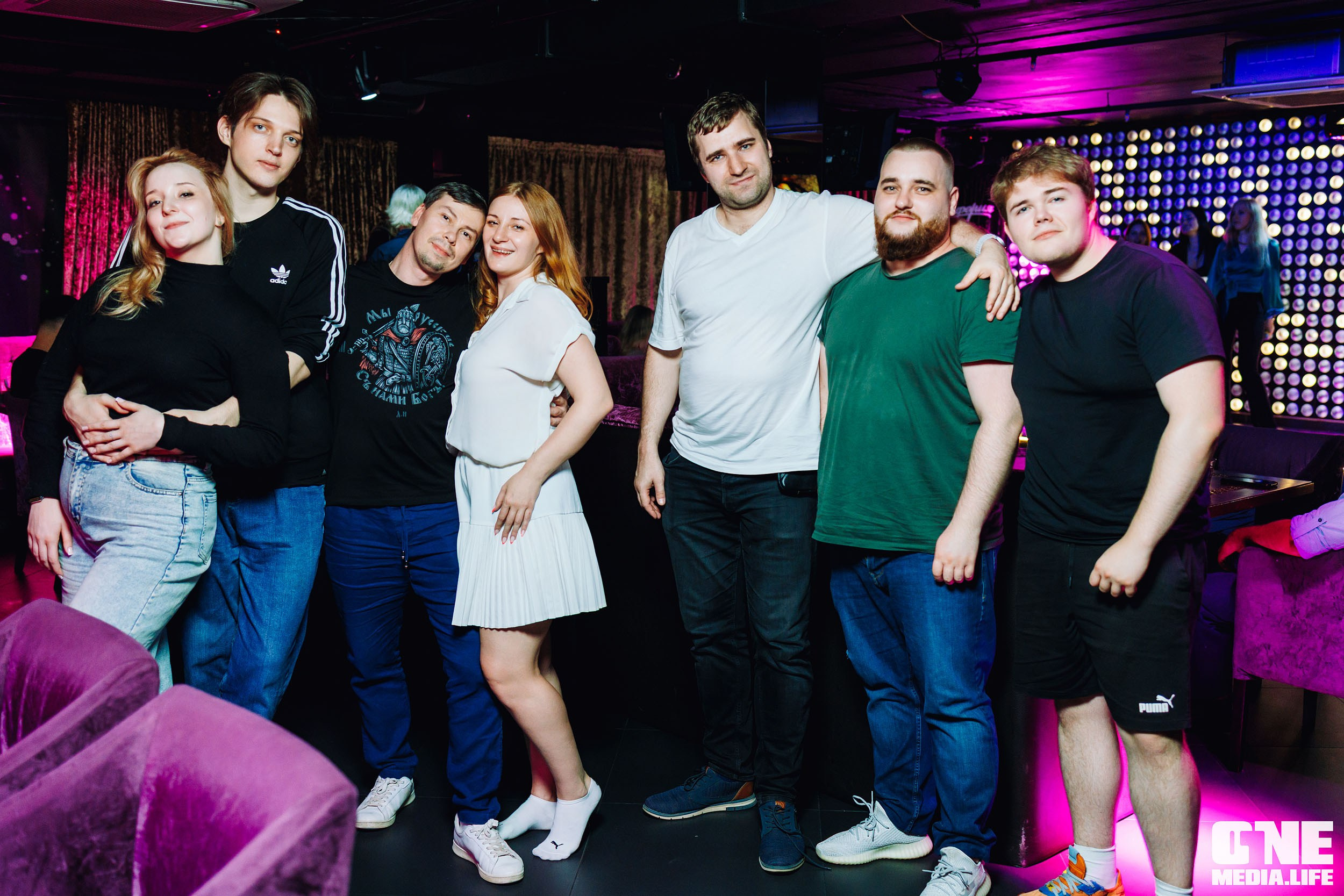 Фоторепортаж из караоке-клуба Эйфория. One Media Life: фоторепортажи, фотоотчеты с мероприятий и заведений