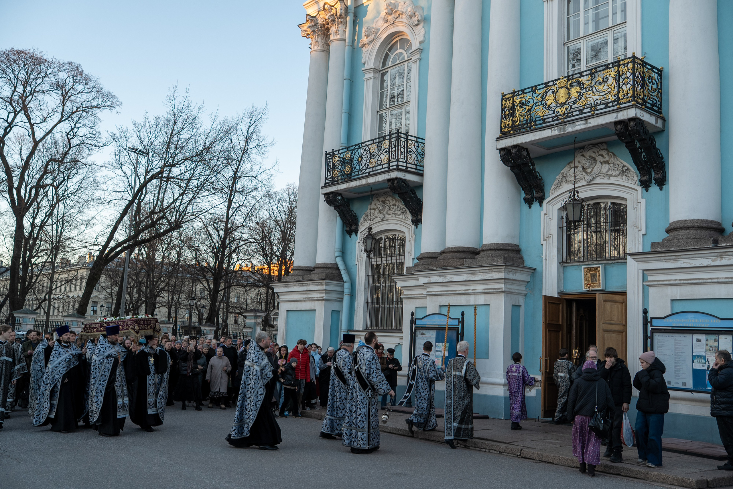 Великая пятница. Утреня с великим славословием. Чин погребения Спасителя. НИКОЛО-БОГОЯВЛЕНСКИЙ МОРСКОЙ СОБОР