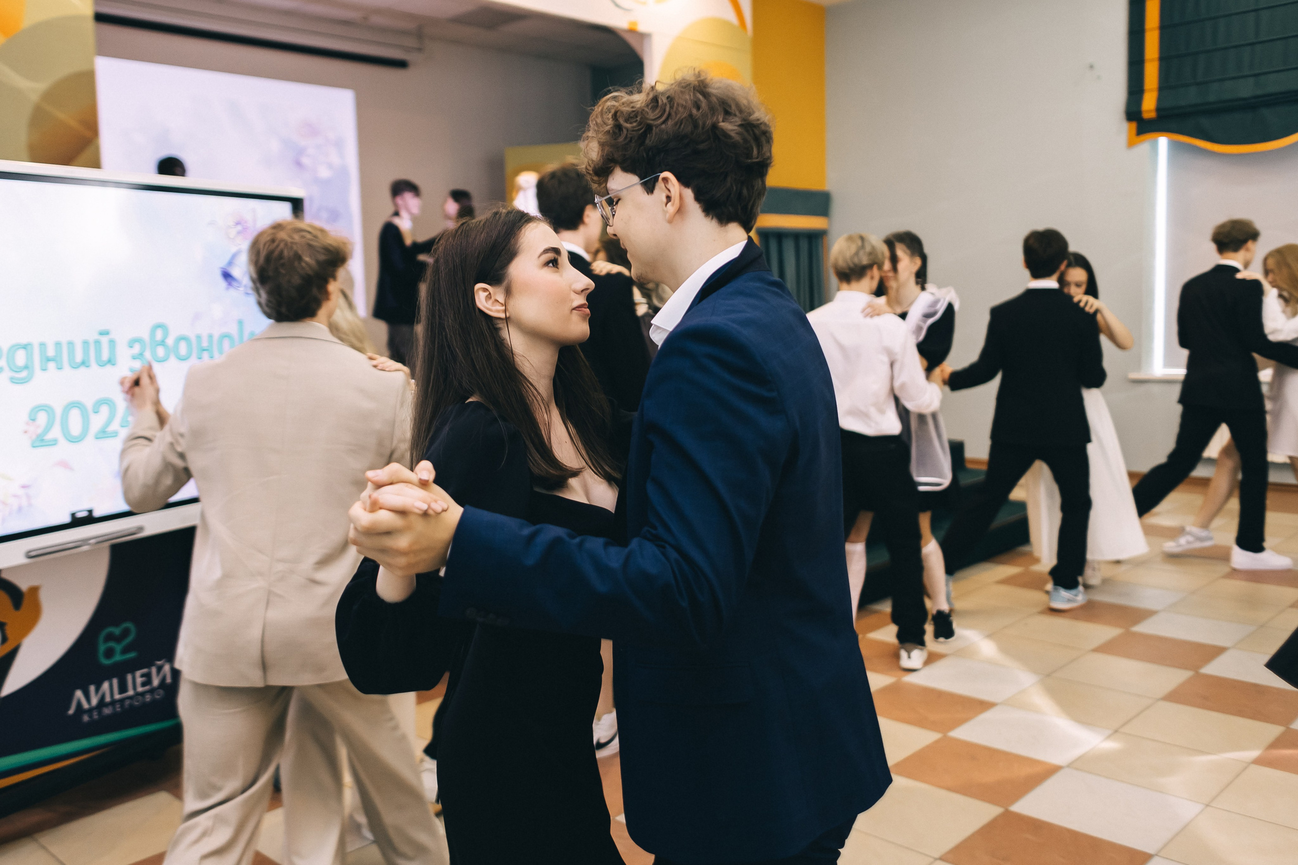 Последний звонок «Лицей 62». Фотограф Кемерово | Сергей