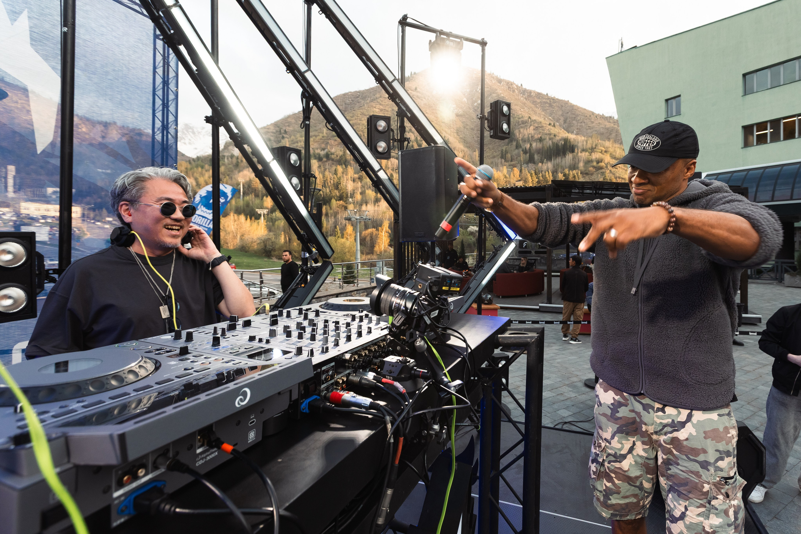 GORILLA GROOVE STAGE IMBA CAMP 5. Gorillaenergymedia